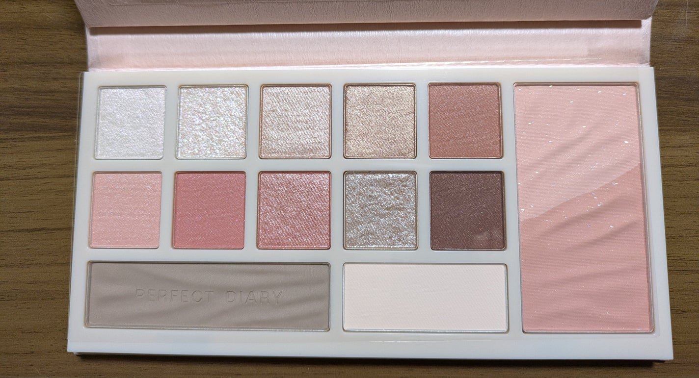 デザイナーアイズ&チークパレット/PERFECT DIARY/アイシャドウを使ったクチコミ(3枚目)