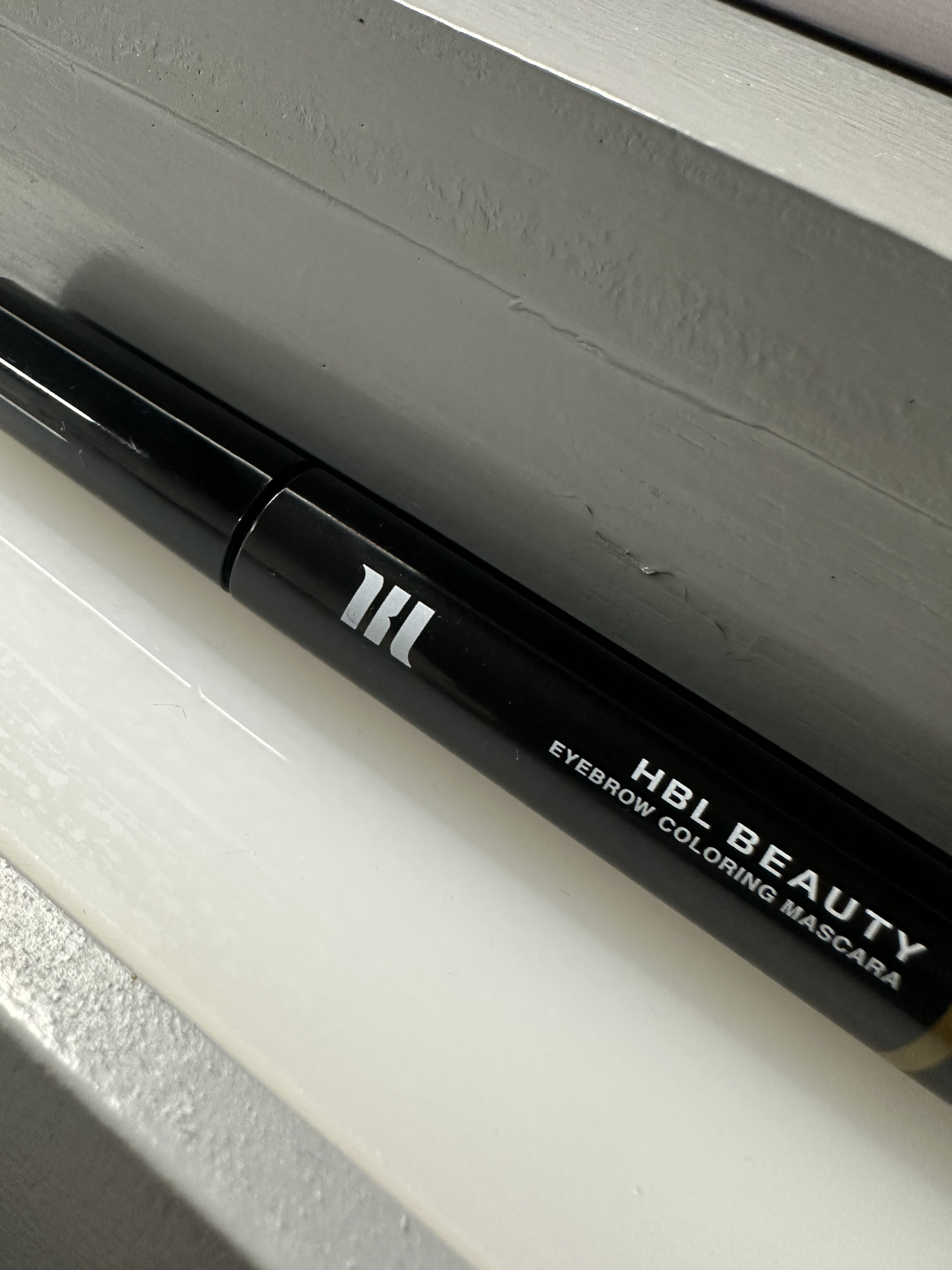 HBL アイブロウ カラーリングマスカラ 01 モザイク/HBL BEAUTY/眉マスカラを使ったクチコミ（1枚目）