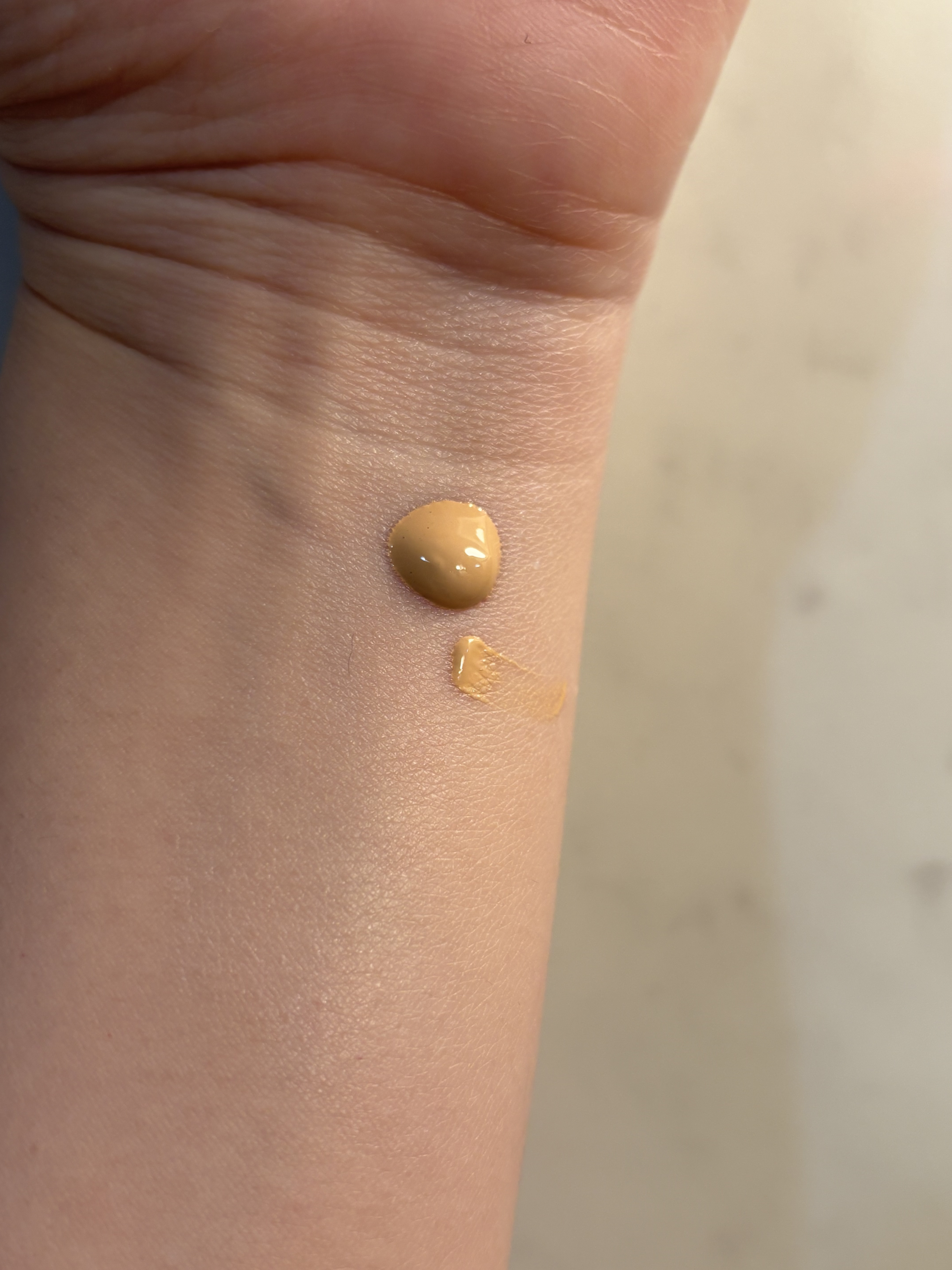 アンリミテッド ケア ツヤ セラム ファンデーション/shu uemura/リキッドファンデーションを使ったクチコミ（2枚目）