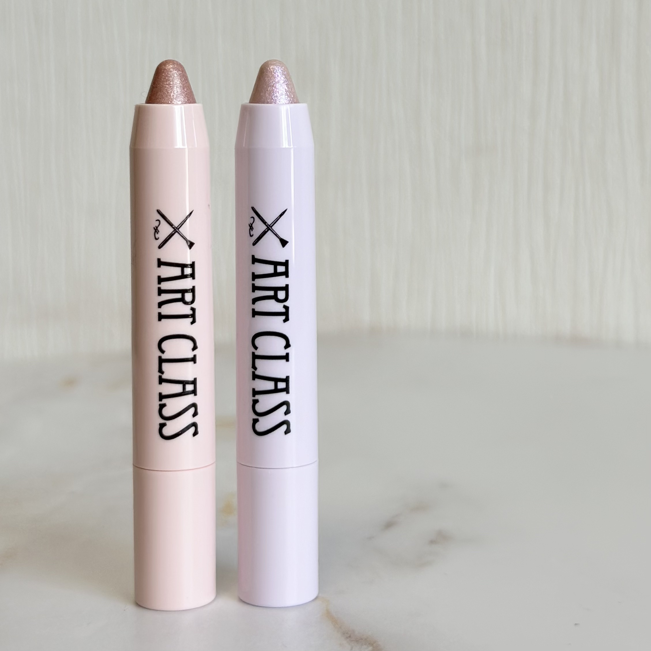 アートクラス アイグリッツ/too cool for school/スティックアイシャドウを使ったクチコミ（1枚目）