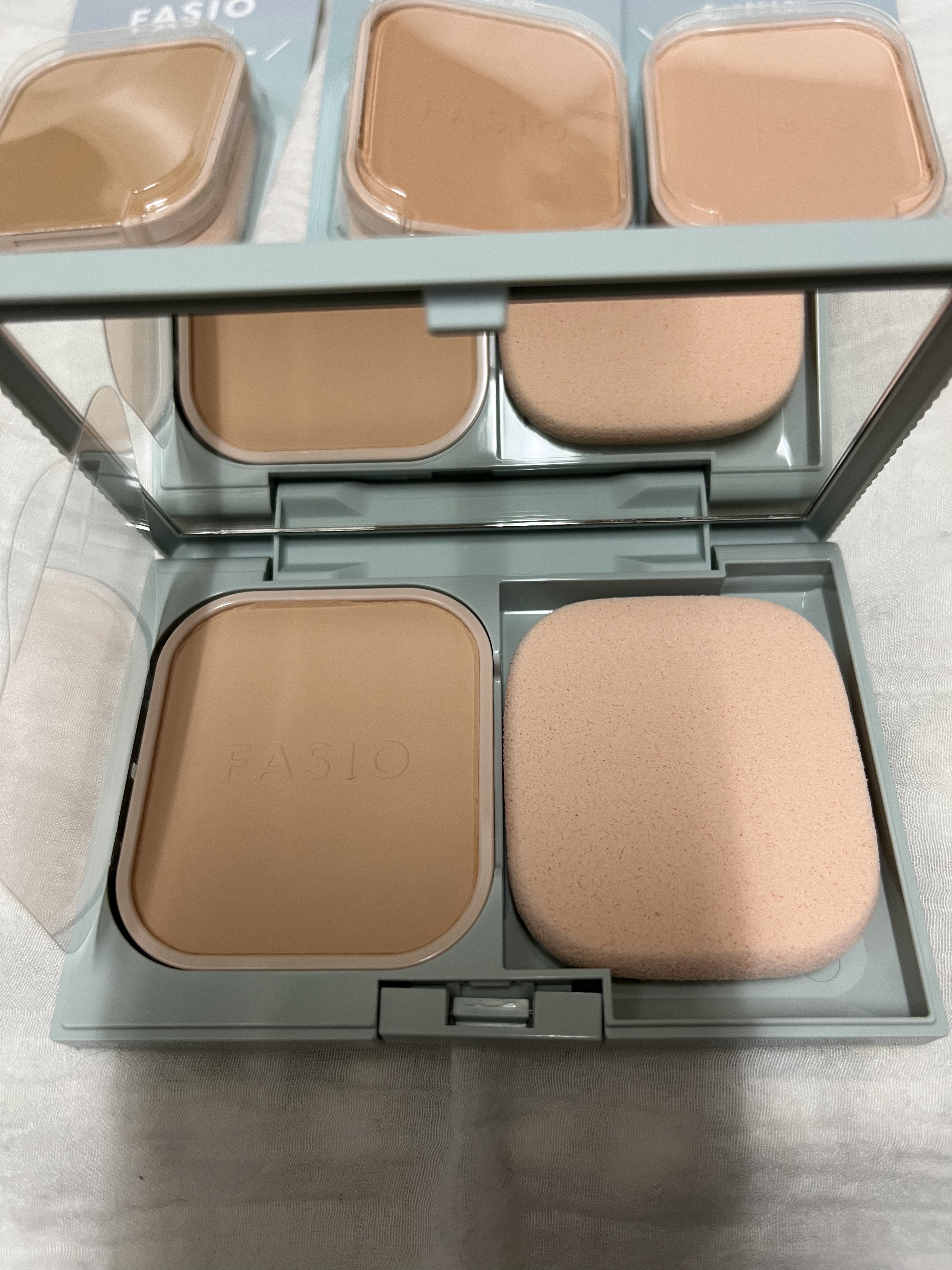 ヒトヌリカバー 耐久ファンデーション 405 ライトオークル/FASIO/パウダーファンデーションを使ったクチコミ（2枚目）