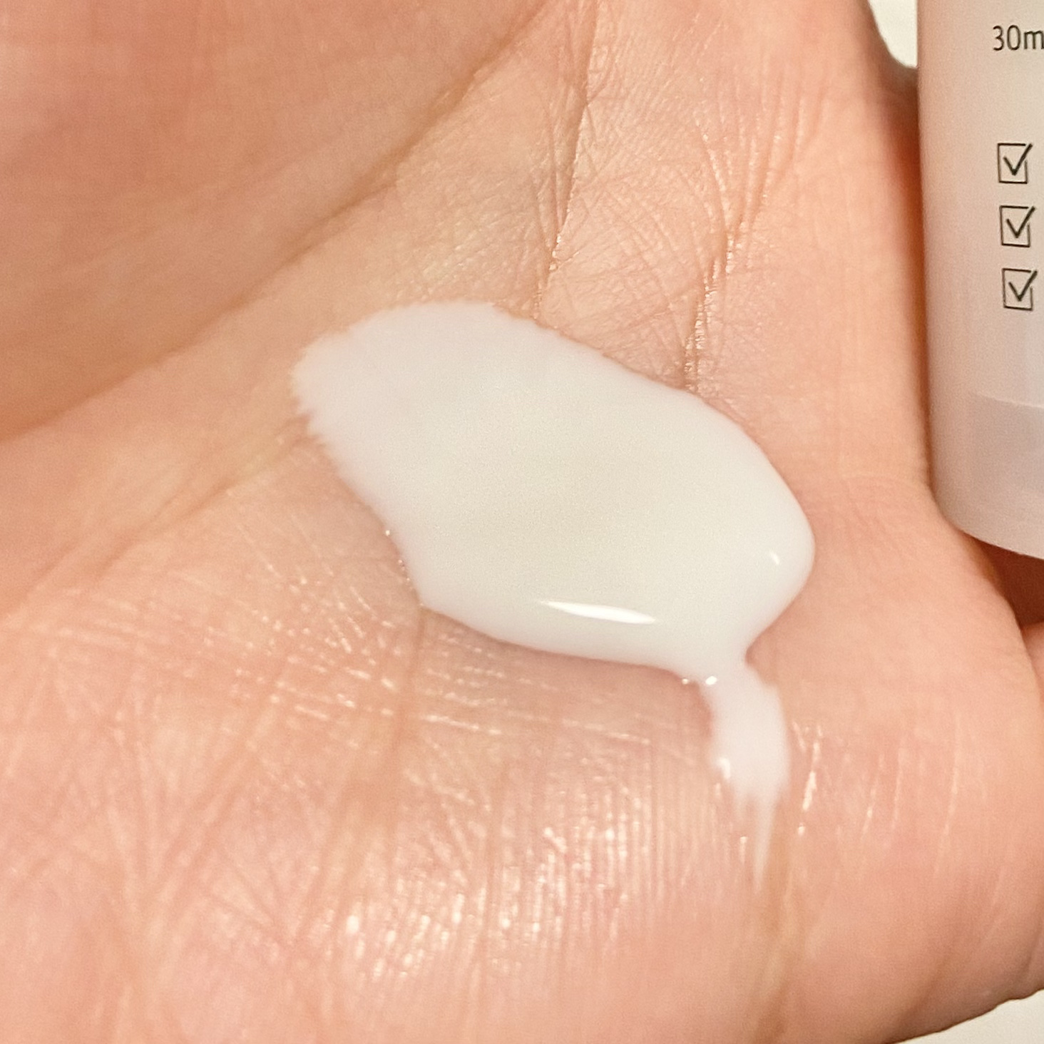 ラディエンスメラホワイトセラム/HEARIM/美容液を使ったクチコミ（3枚目）