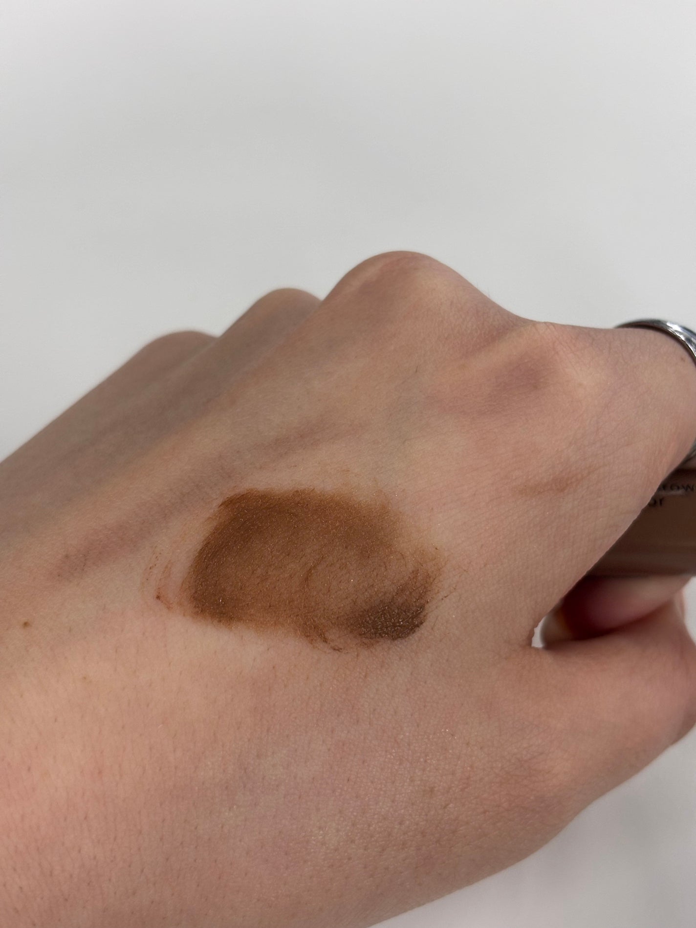 眉毛迷子の救世主 on LIPS 「発色も仕上がりもさすがKATE!毛流れを整えて、ふんわりカラー..」(3枚目)