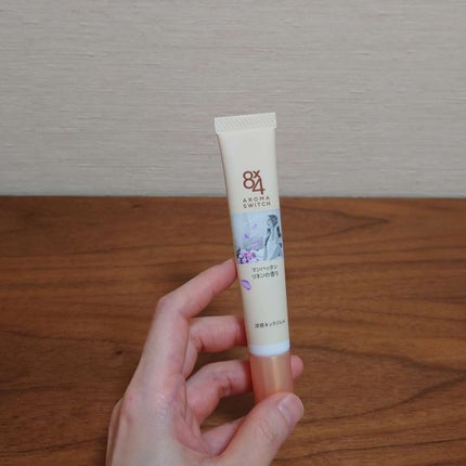 8x4 アロマスイッチ 涼感ネックジェル マンハッタンリネンの香り/8x4/デオドラント・制汗剤を使ったクチコミ(2枚目)