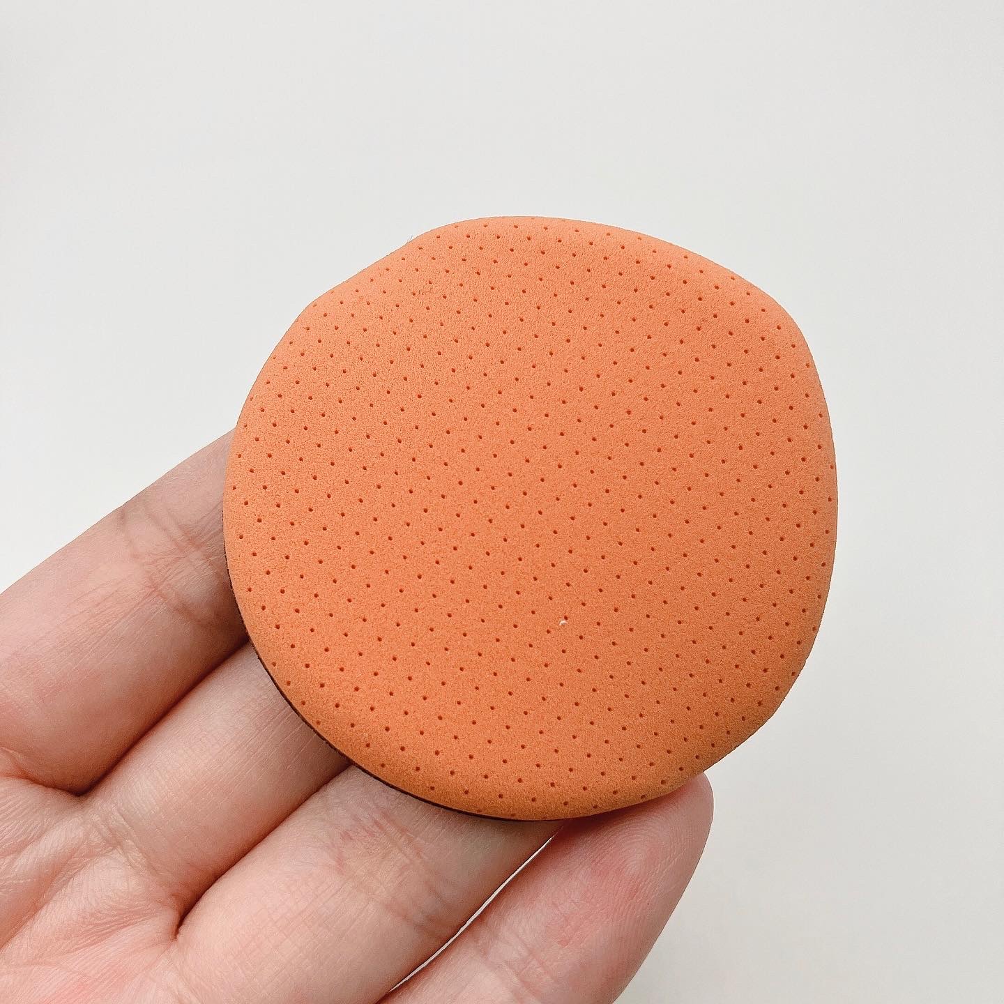 グロウクッションファンデーション/NUDIQUE/クッションファンデーションを使ったクチコミ（3枚目）