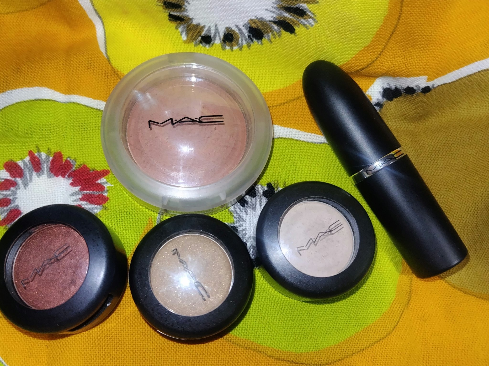 スモール アイシャドウ ブリュレ/M・A・C/単色アイシャドウを使ったクチコミ（1枚目）