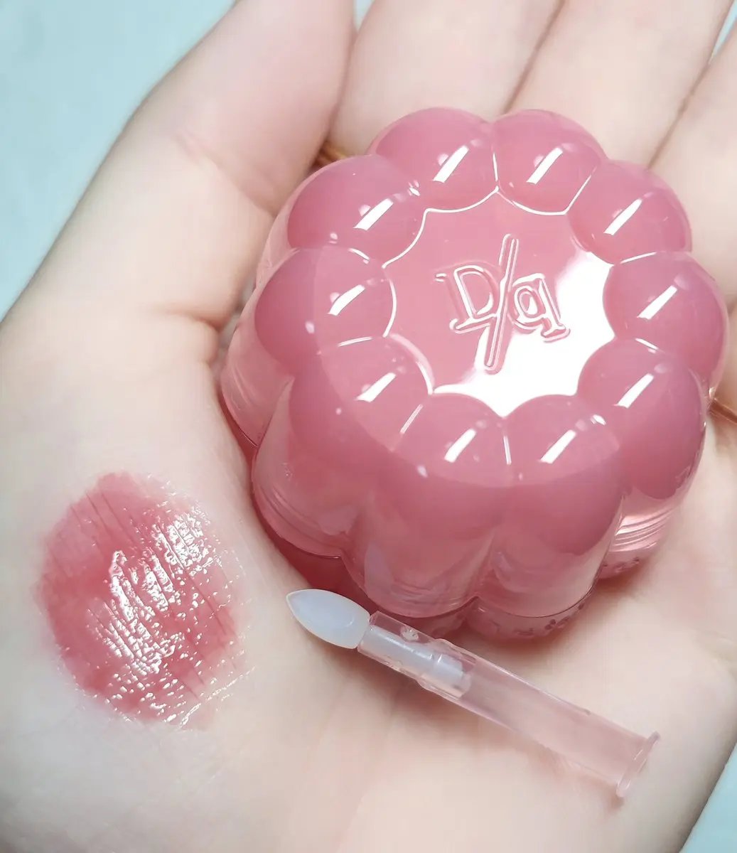 チューインググロウポット 16 スウィートロージー/dasique/口紅を使ったクチコミ（1枚目）