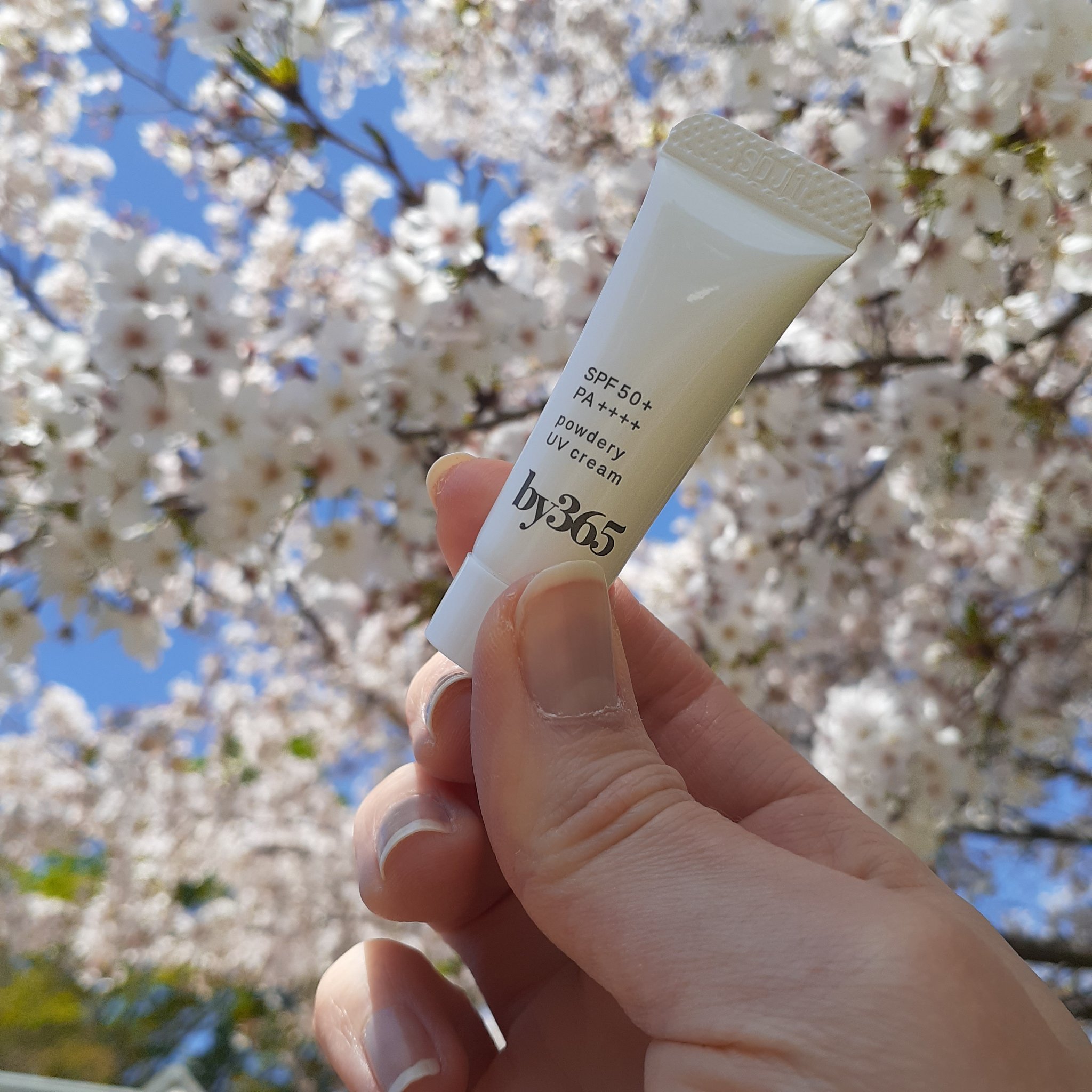 by365 パウダリーUVクリーム トーンアップ/ナリスアップ/日焼け止め・UVケアを使ったクチコミ（2枚目）