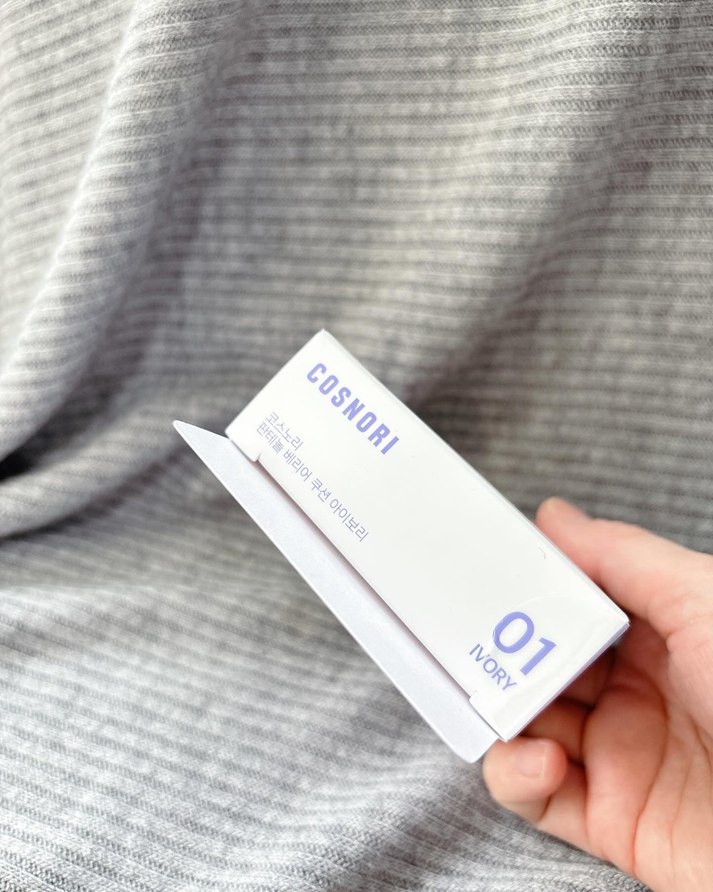 パンテノールバリアクッション/COSNORI/クッションファンデーションを使ったクチコミ(3枚目)