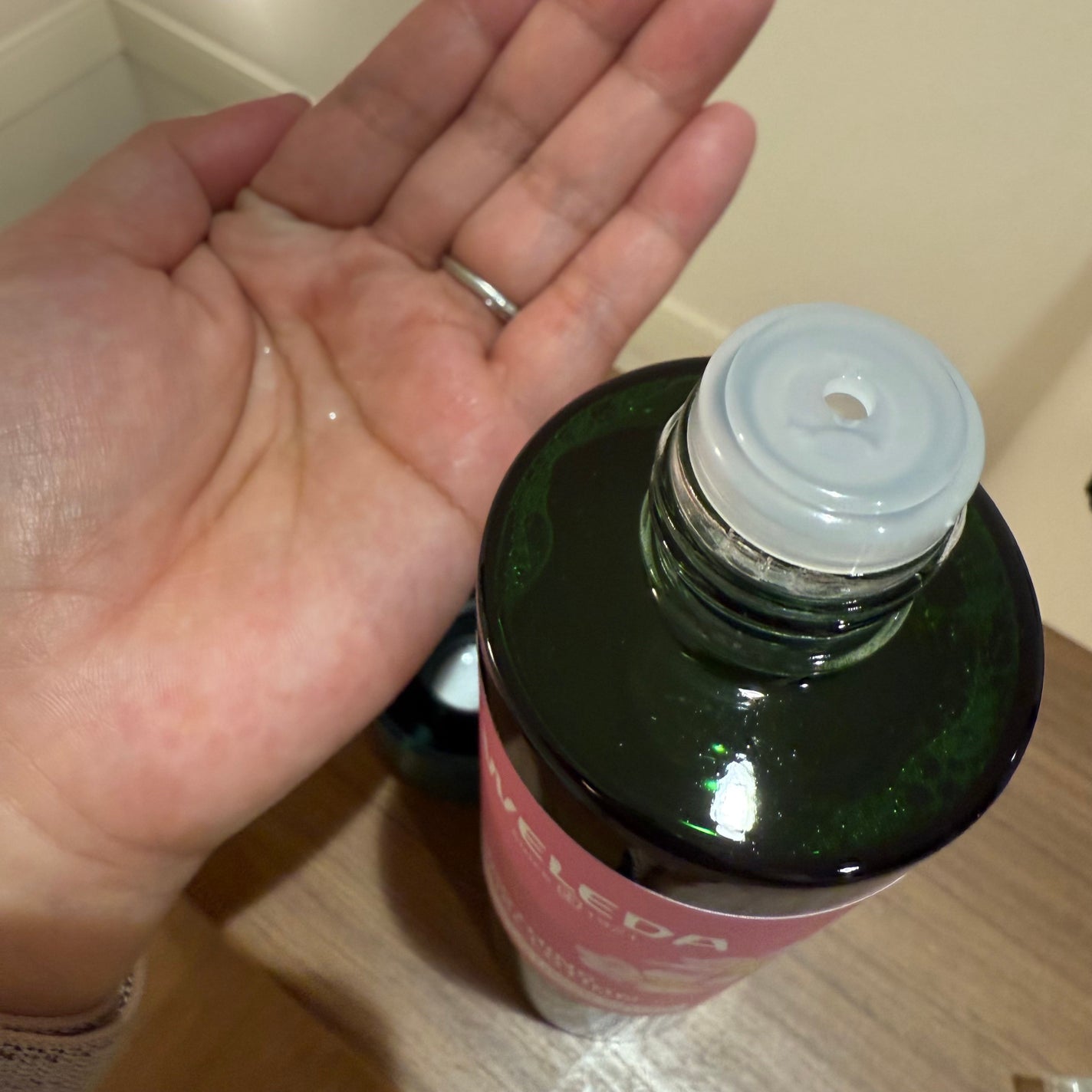 ワイルドローズ スムージングローション/WELEDA/化粧水を使ったクチコミ(2枚目)