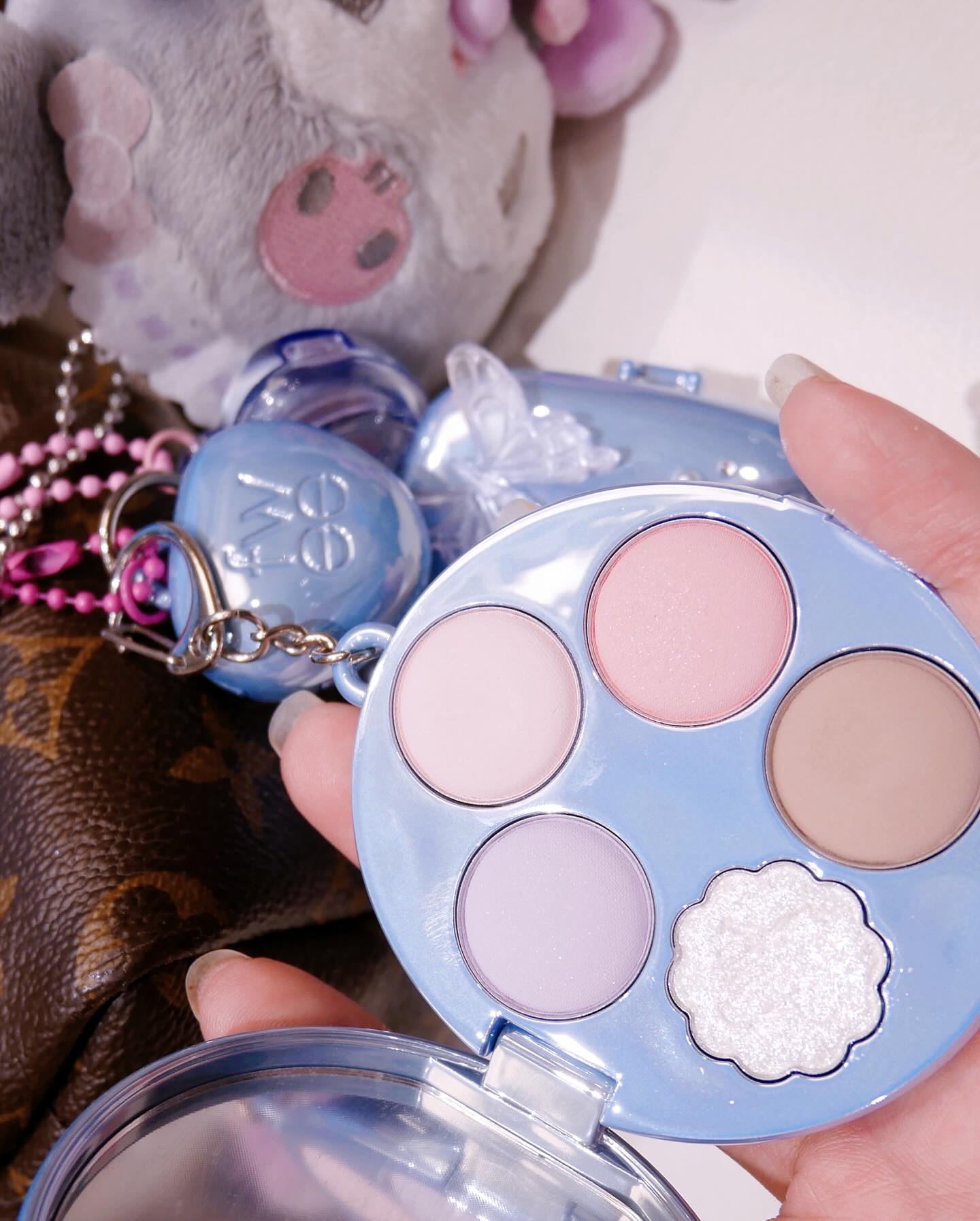 フィー ポケットアイパレット/fwee/アイシャドウパレットを使ったクチコミ（3枚目）