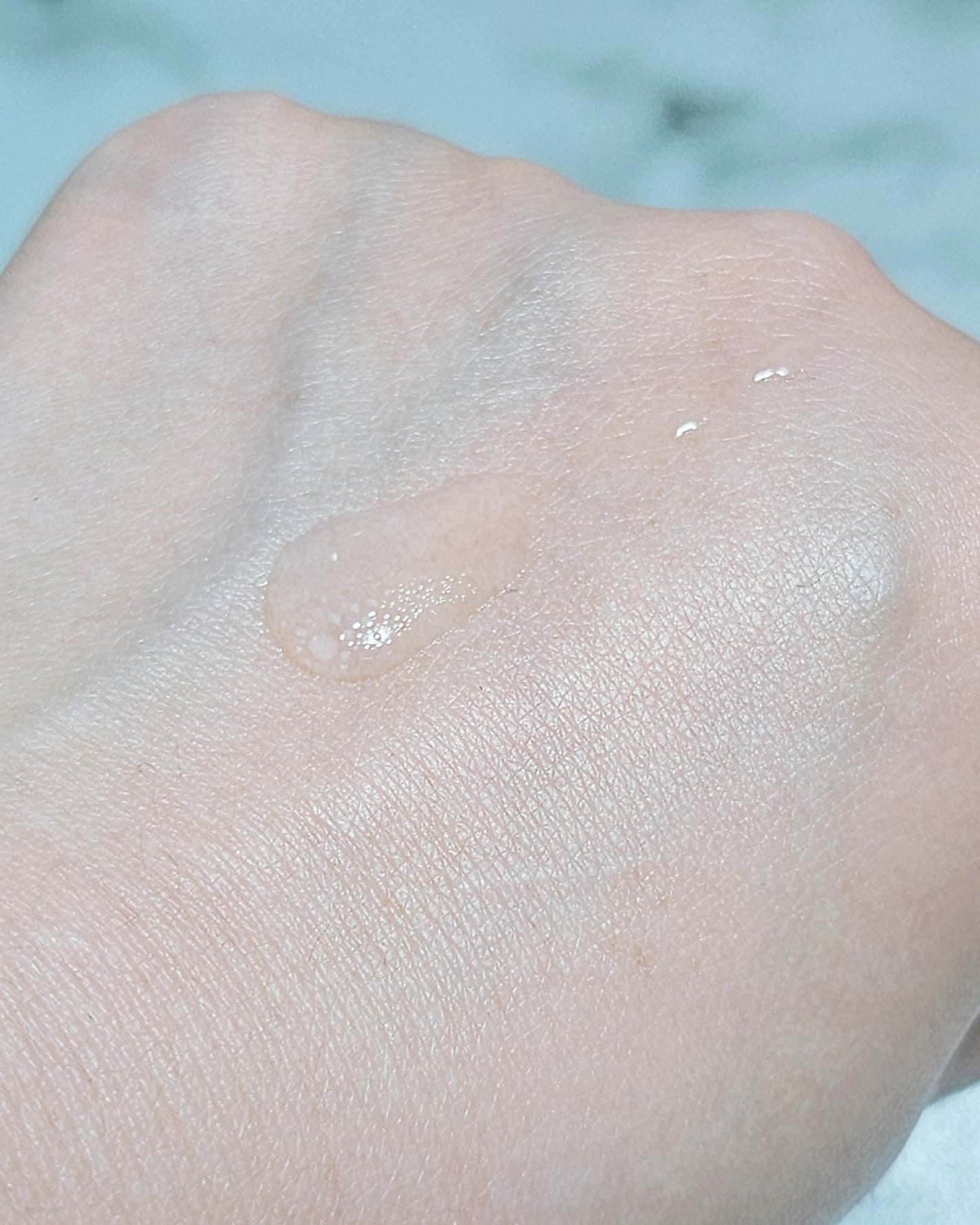 ヒアルロニックスクワランセラム/ONE THING/美容液を使ったクチコミ(4枚目)