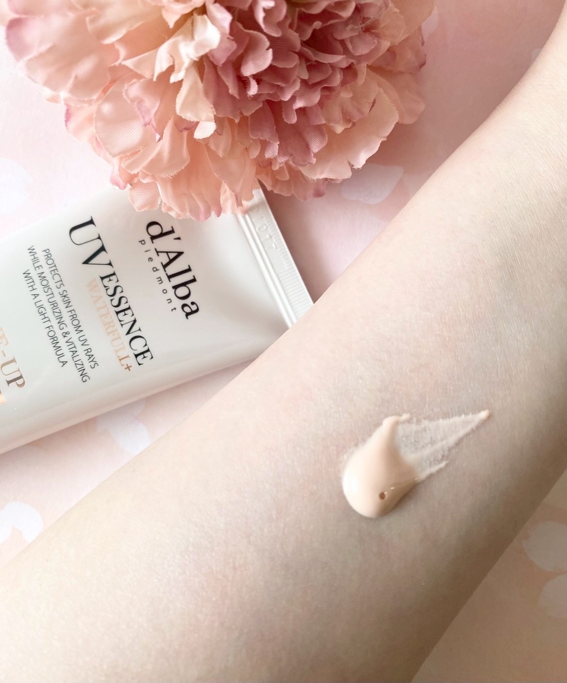 ウォータフルトーンアップサンクリーム/ダルバ/日焼け止めクリームを使ったクチコミ（2枚目）