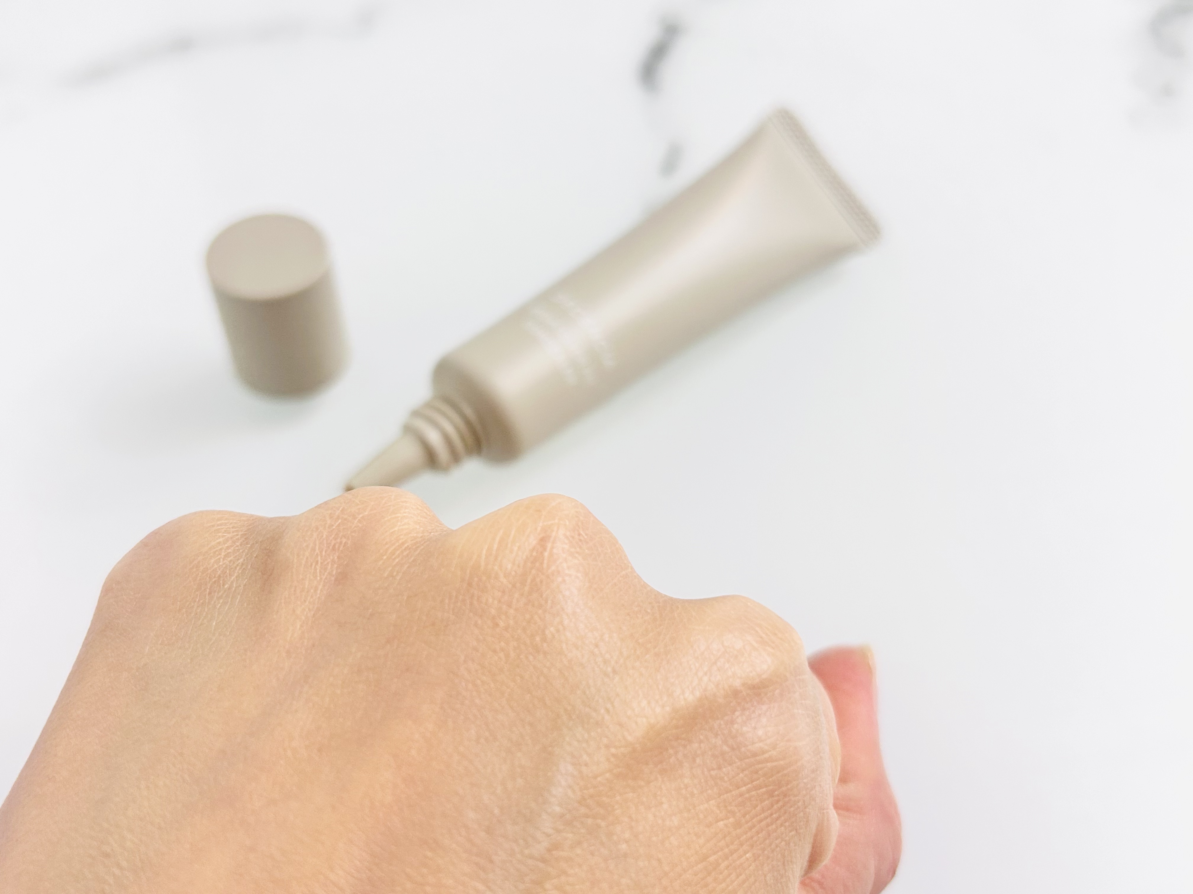 ディセンシア ハイカバーフィット コンシーラー/DECENCIA/リキッドコンシーラーを使ったクチコミ（3枚目）