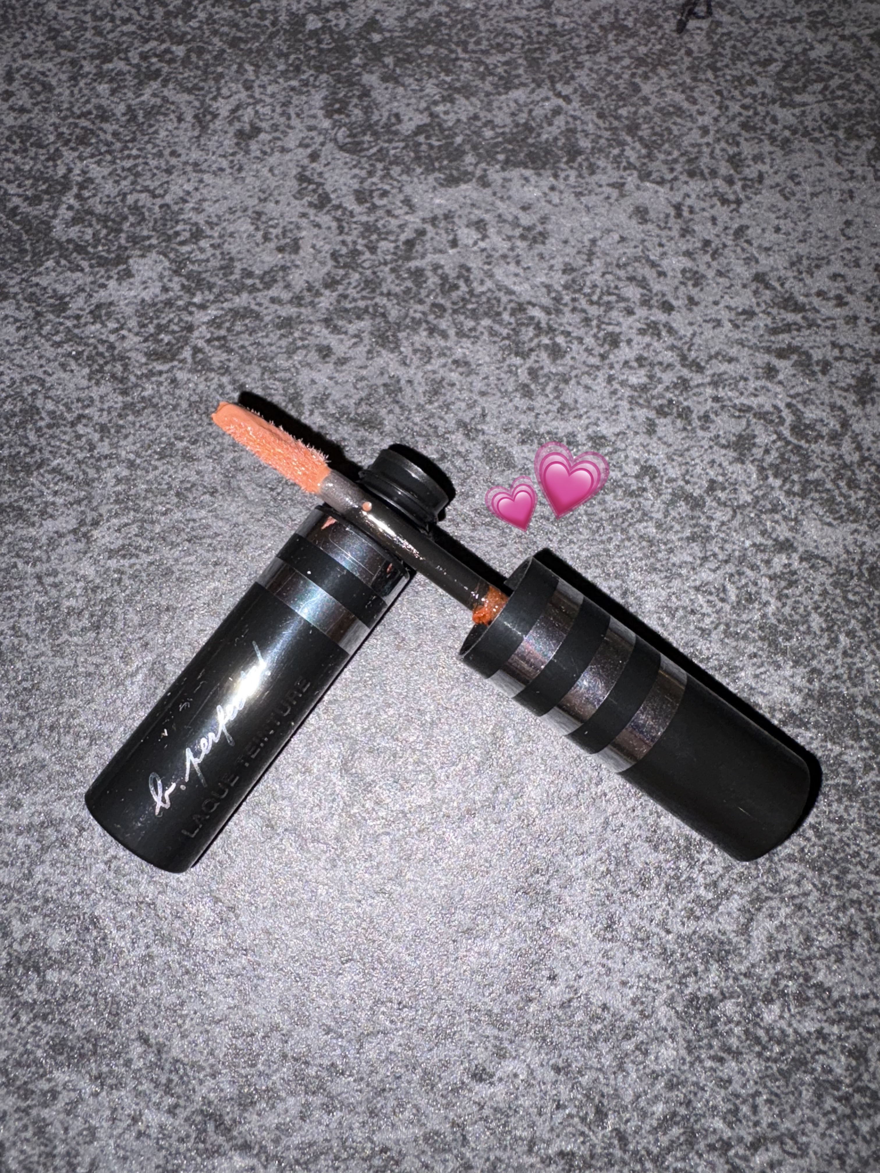 b. パーフェクト ラッカールージュ/agnès b./口紅を使ったクチコミ（1枚目）