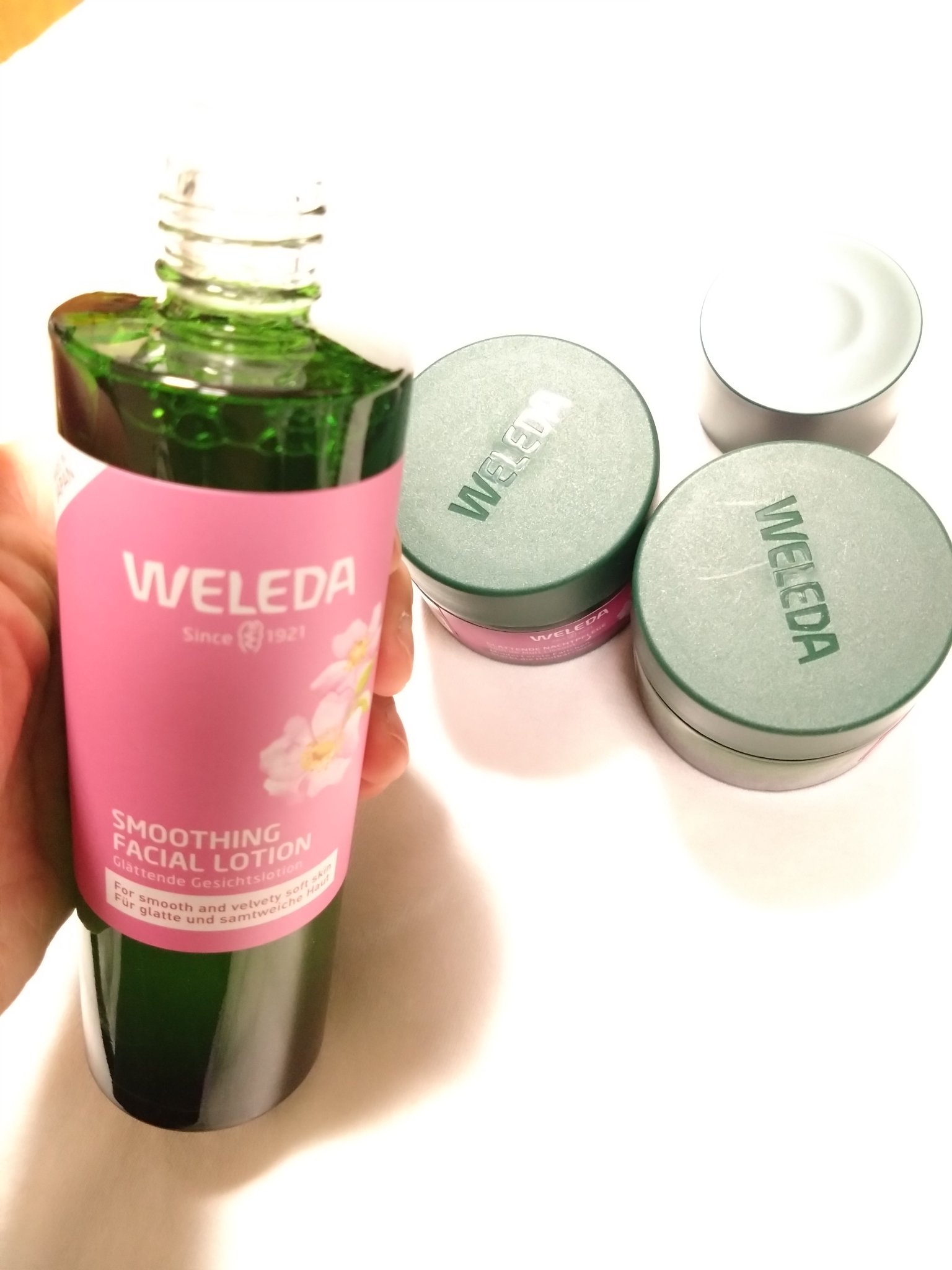 ワイルドローズ スムージングローション/WELEDA/化粧水を使ったクチコミ（3枚目）