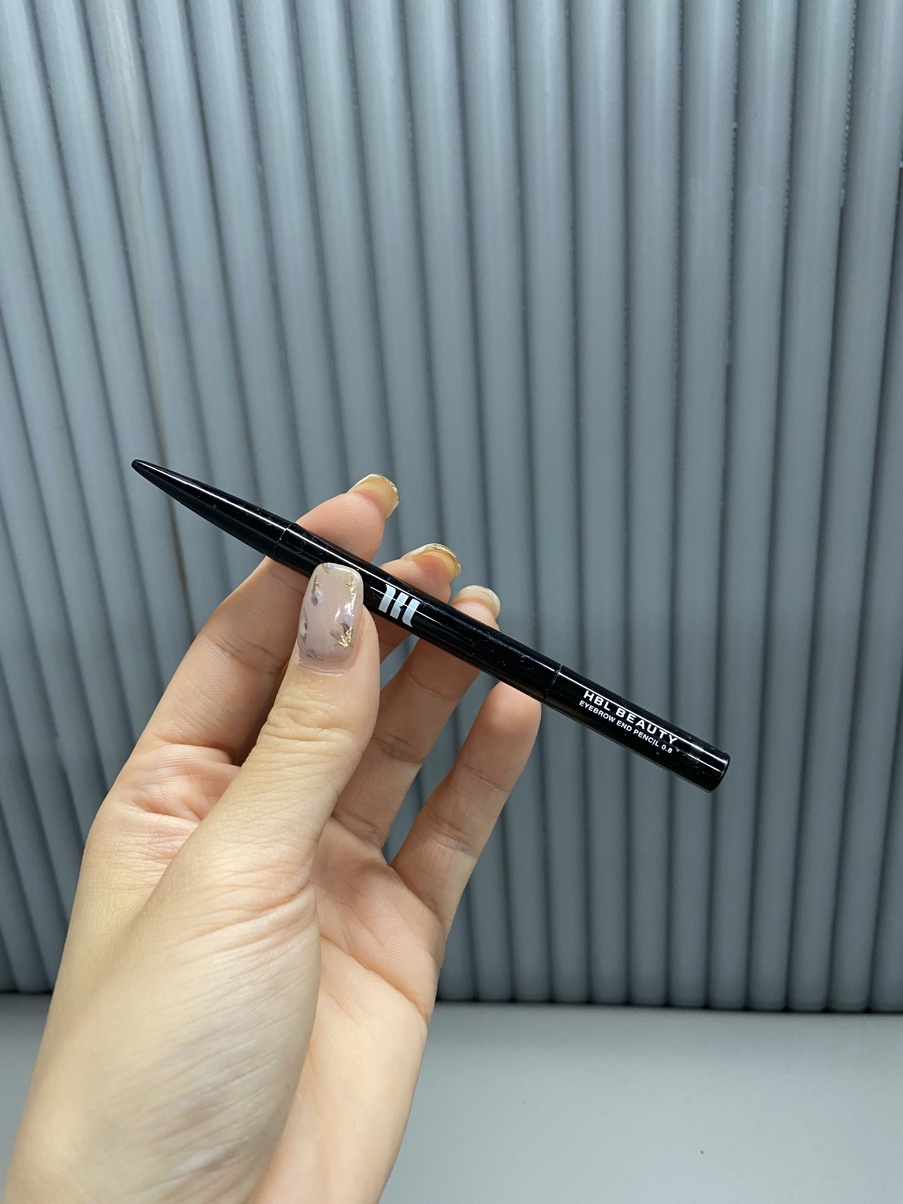 HBL アイブロウ エンドペンシル0.8/HBL BEAUTY/アイブロウペンシルを使ったクチコミ（2枚目）
