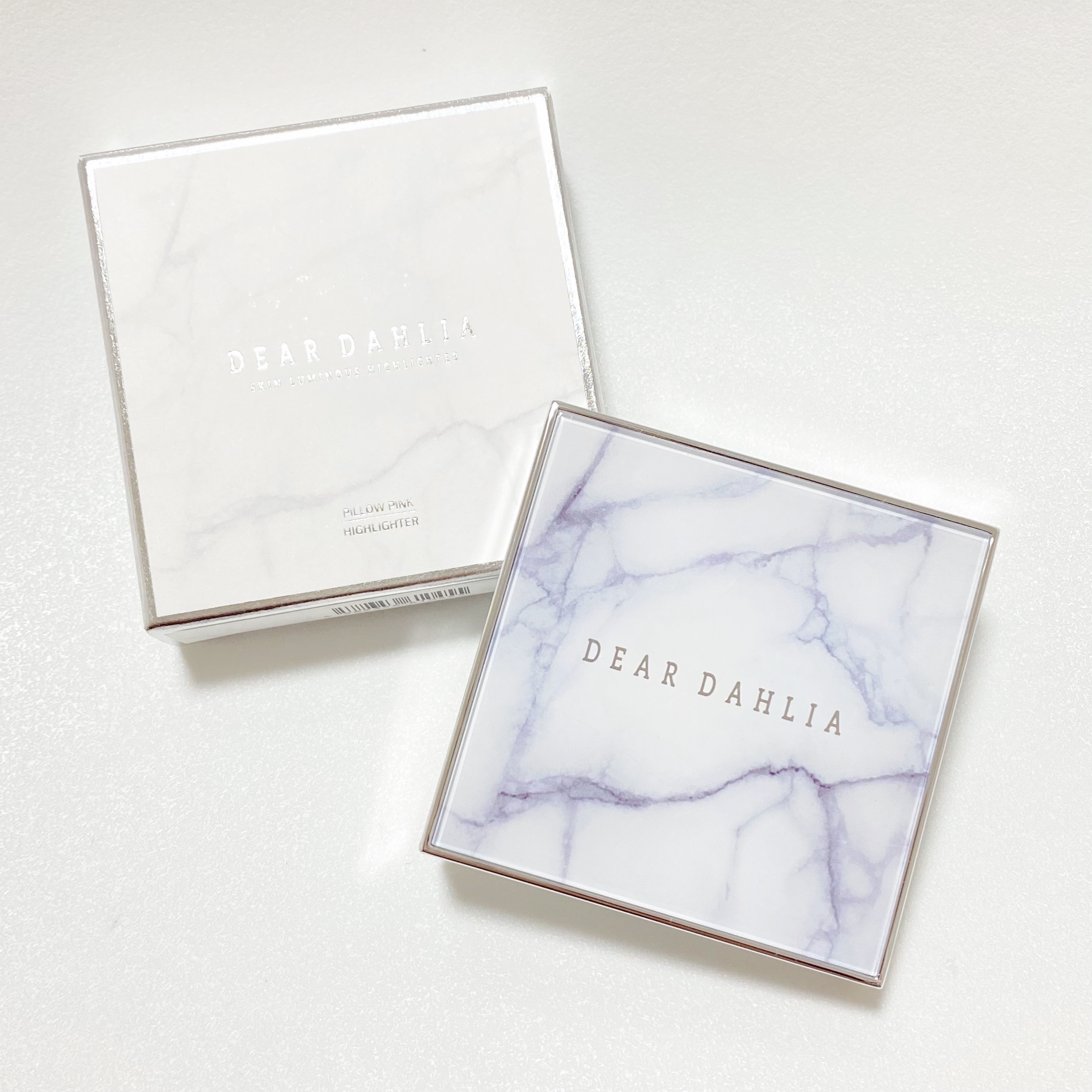 スキンルミナスハイライター/DEAR DAHLIA/パウダーハイライトを使ったクチコミ（1枚目）