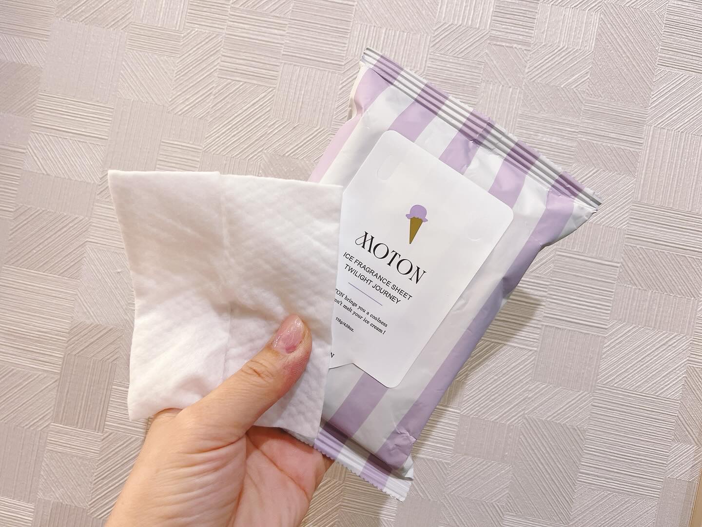 アイスフレグランスシート TWILIGHT JOURNEY/MOTON/ボディシートを使ったクチコミ（2枚目）