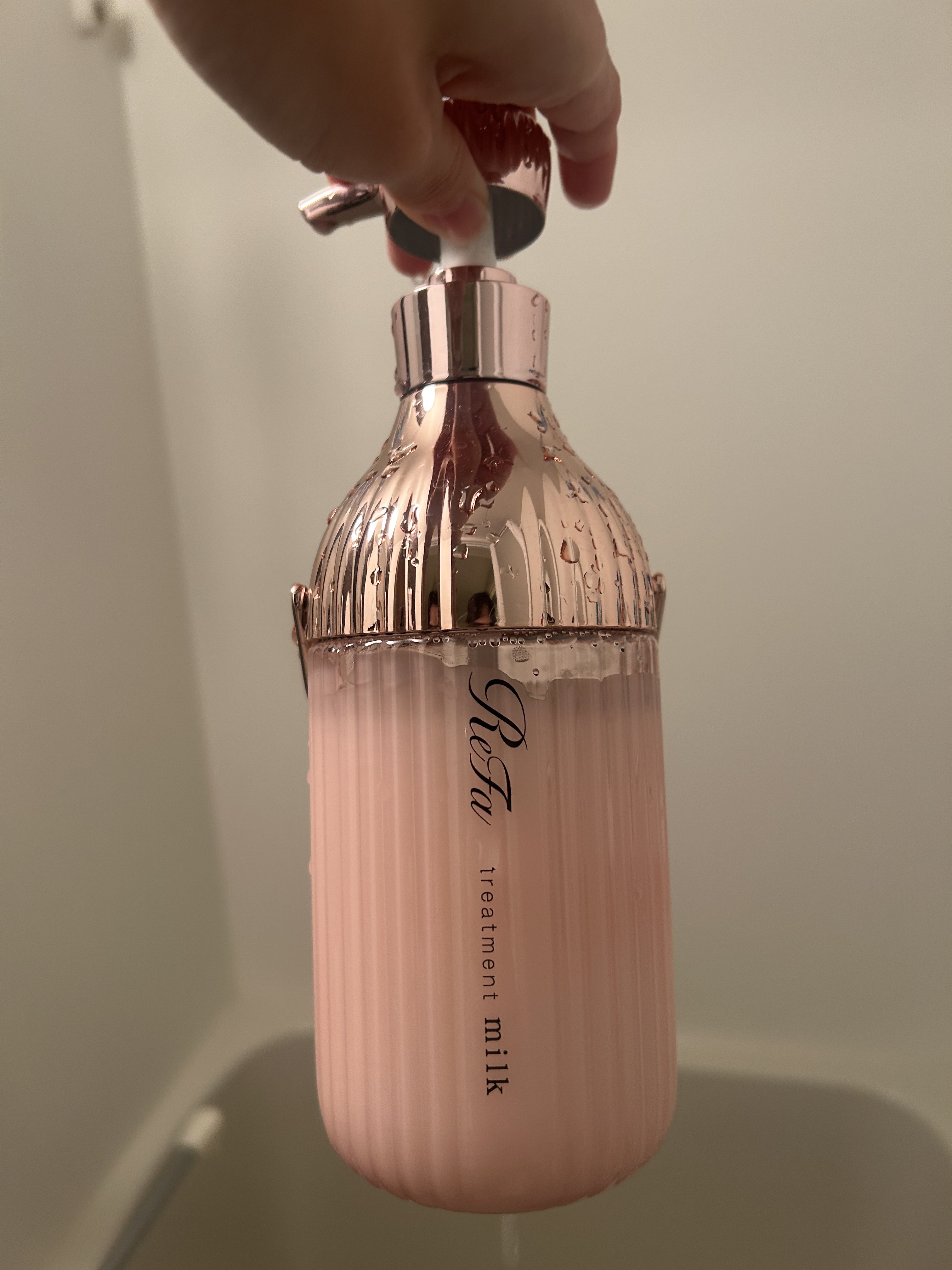 リファミルクプロテインアウトバストリートメントピンク/ReFa/アウトバストリートメントを使ったクチコミ（1枚目）