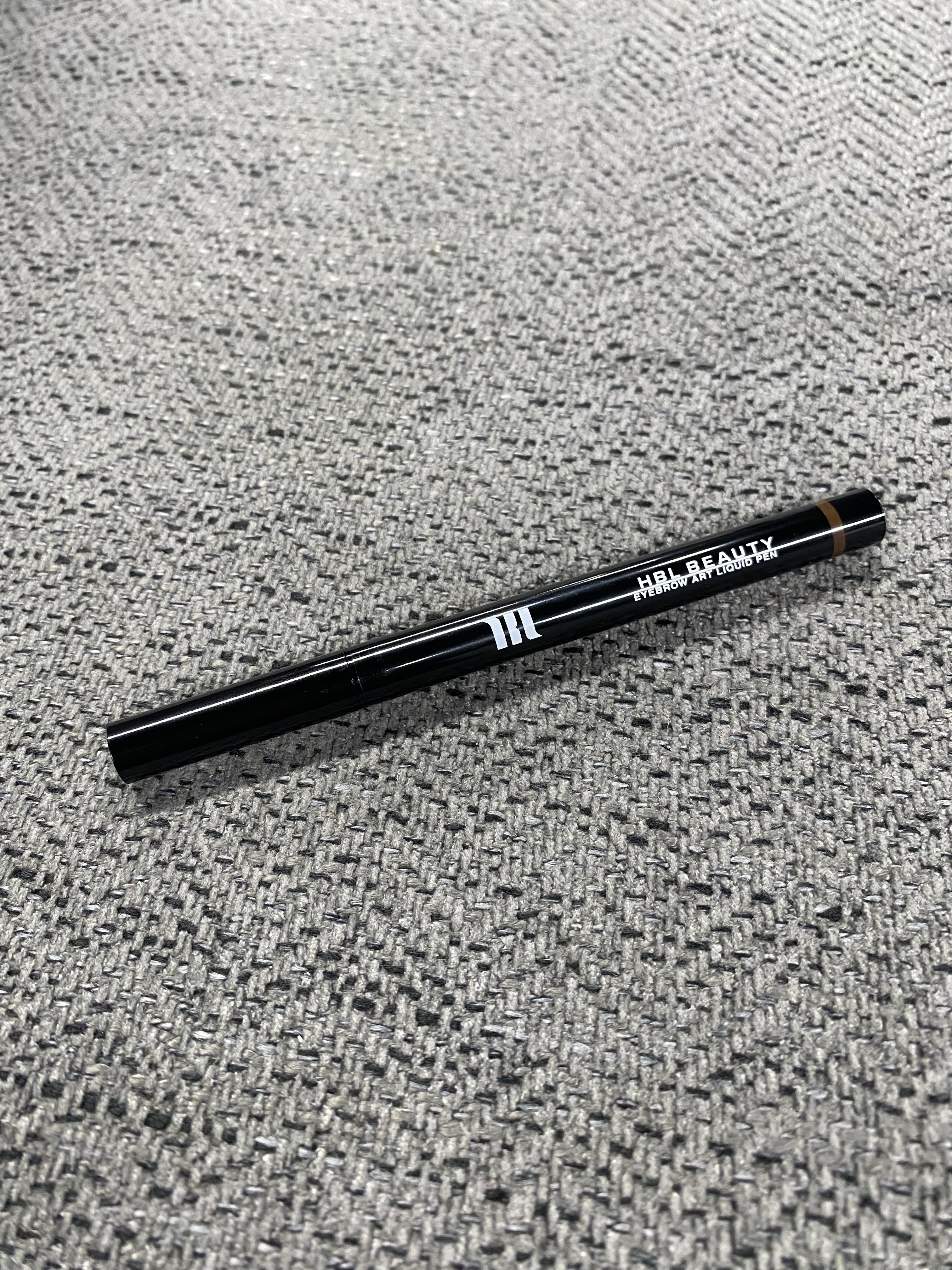 HBL アイブロウ アートリキッドペン/HBL BEAUTY/リキッドアイブロウを使ったクチコミ（2枚目）