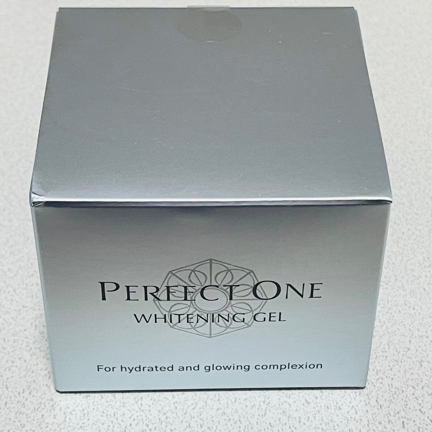 パーフェクトワン 薬用ホワイトニングジェル(医薬部外品)/パーフェクトワン/オールインワン化粧品を使ったクチコミ(8枚目)