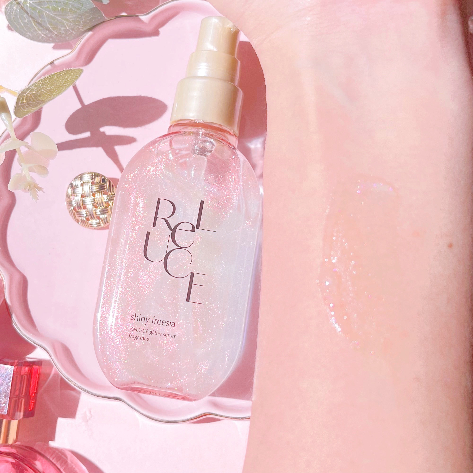 リルーチェ グリッターセラムフレグランス シャイニーフリージア/ReLUCE/香水(その他)を使ったクチコミ（2枚目）