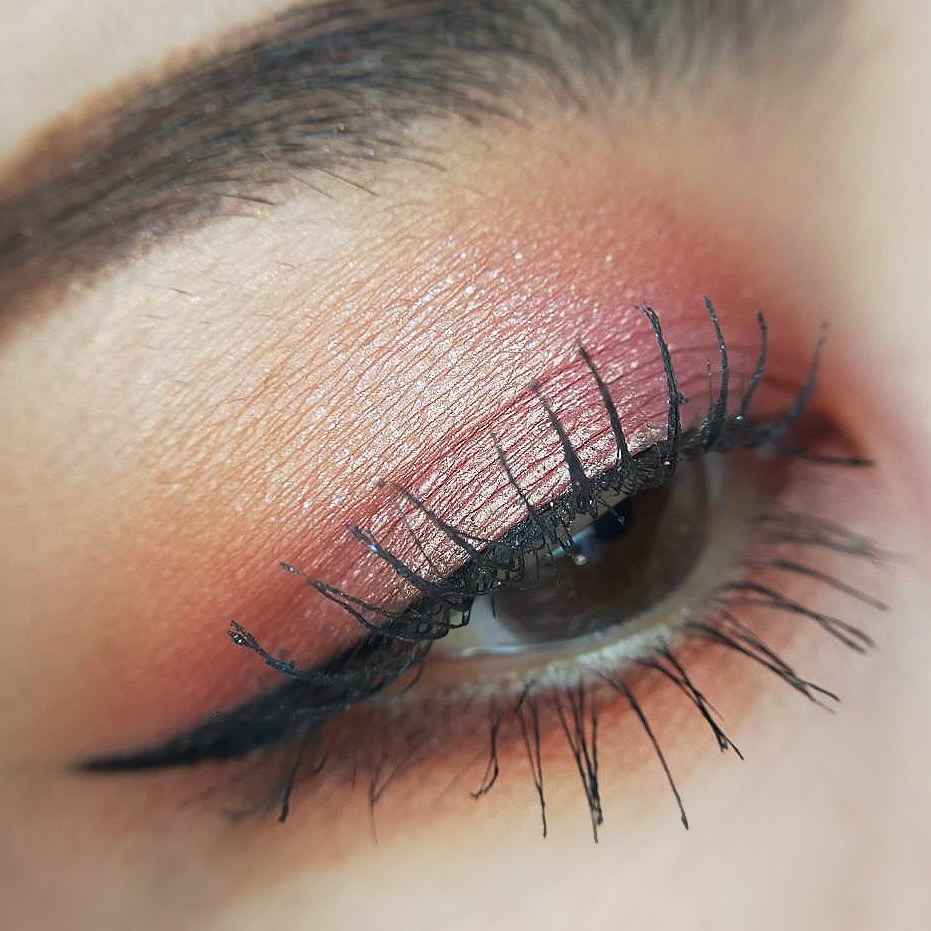 フーダビューティーアイシャドウ/Huda Beauty/単色アイシャドウを使ったクチコミ（2枚目）