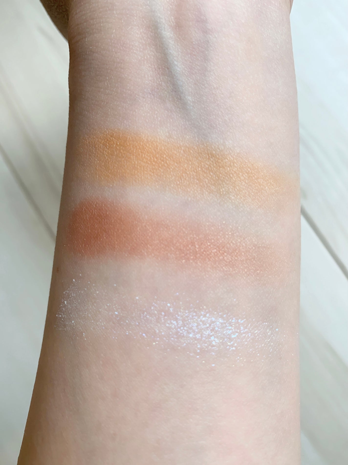 トーン タッチ アイズ/SUQQU/単色アイシャドウを使ったクチコミ(3枚目)