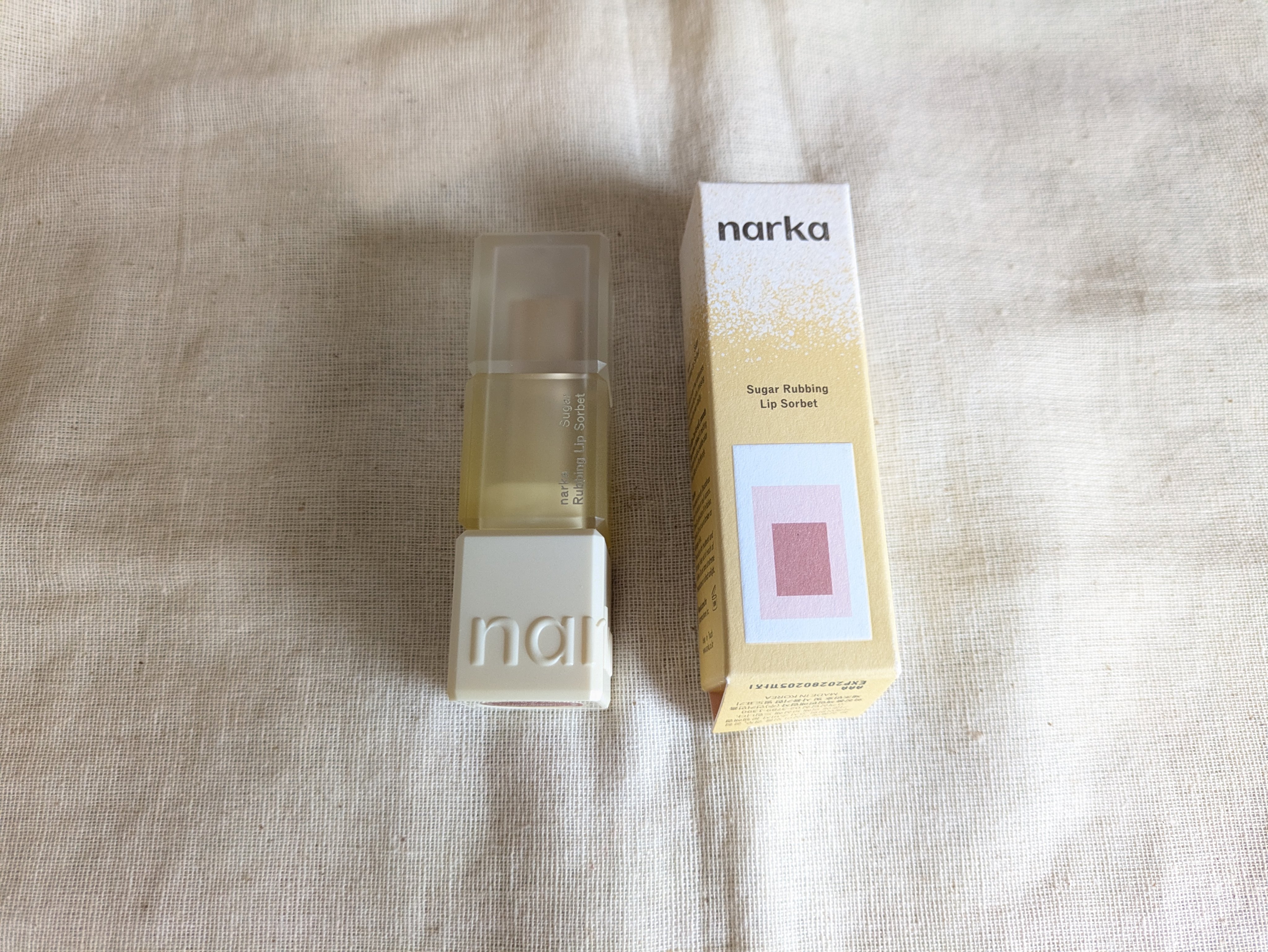 シュガーラビングリップソルベ/narka/リップスクラブを使ったクチコミ（1枚目）