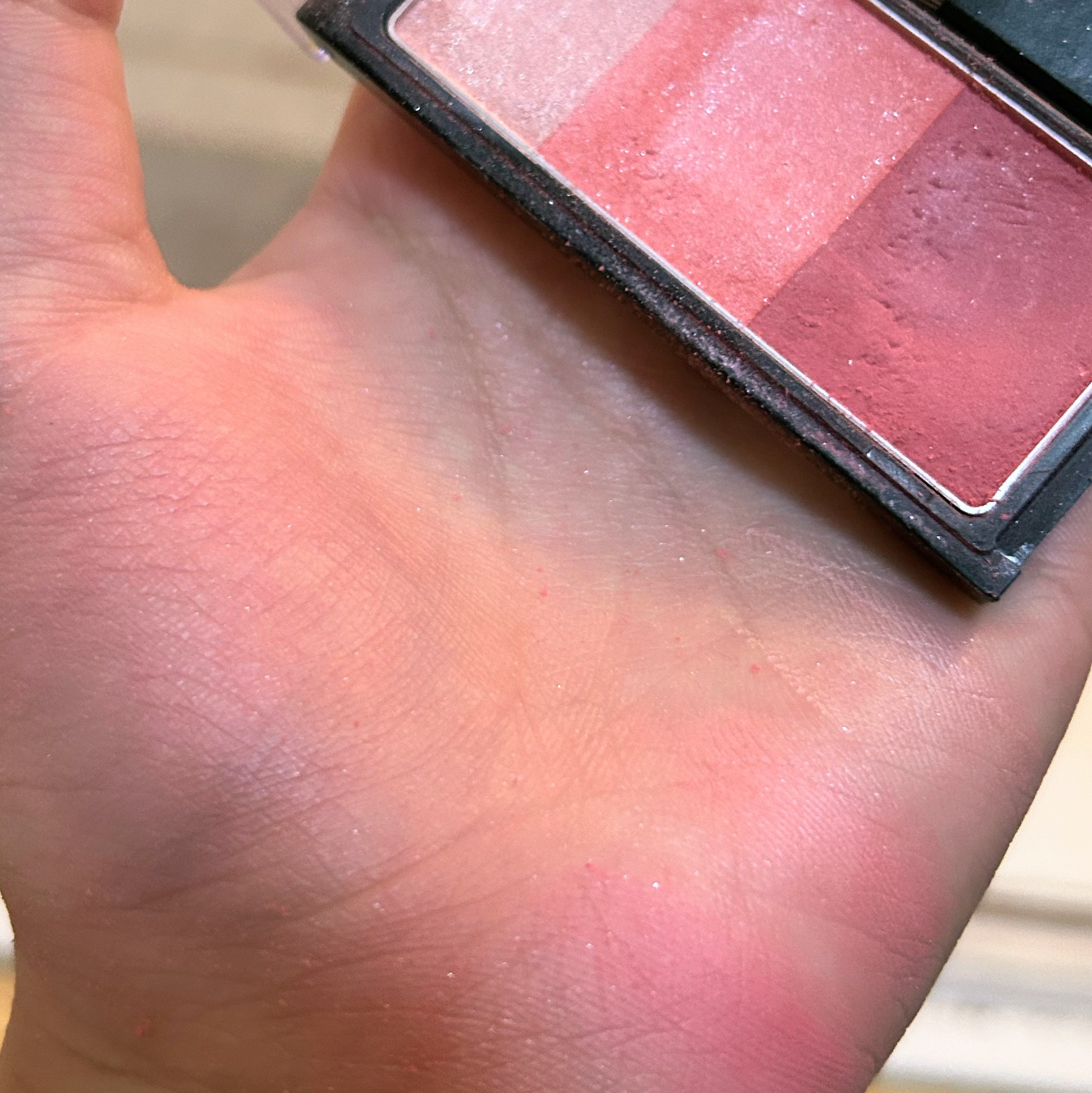 ブレンドチークス/ルアン プリュス/パウダーチークを使ったクチコミ（2枚目）