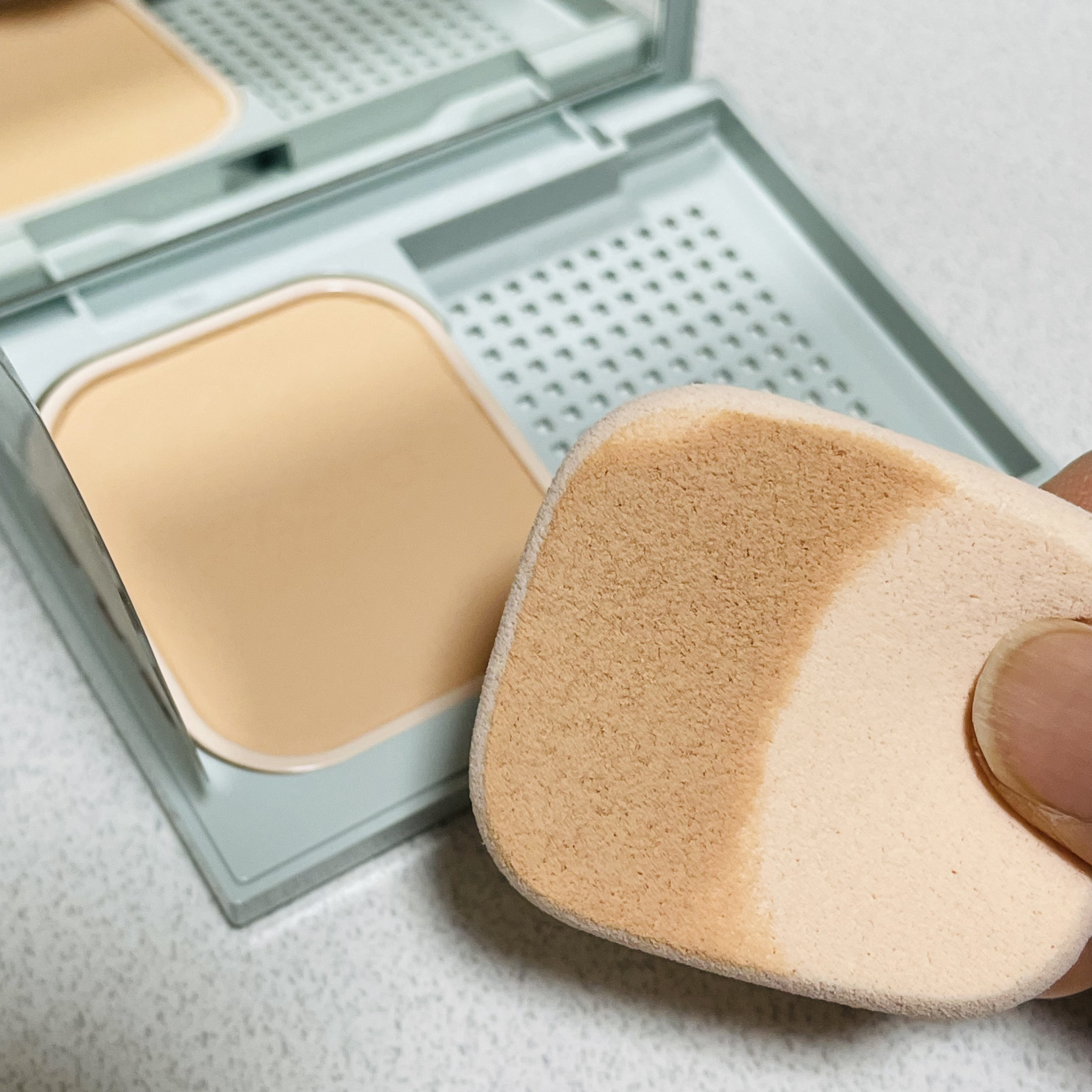 ヒトヌリカバー 耐久ファンデーション/FASIO/パウダーファンデーションを使ったクチコミ（1枚目）