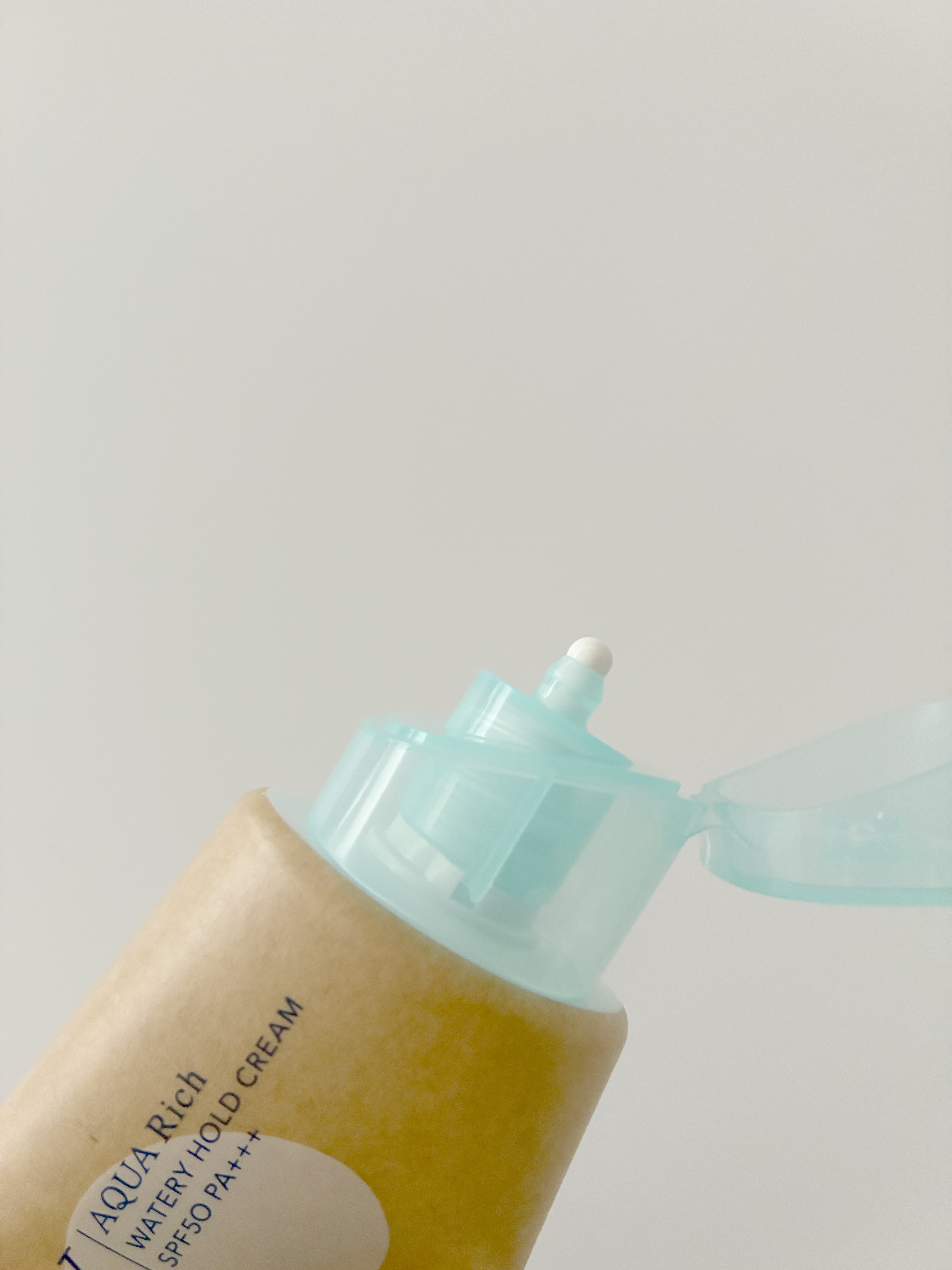 ビオレUV アクアリッチ ウォータリーホールドクリーム（水肌記憶UV）/ビオレ/日焼け止めクリームを使ったクチコミ（3枚目）