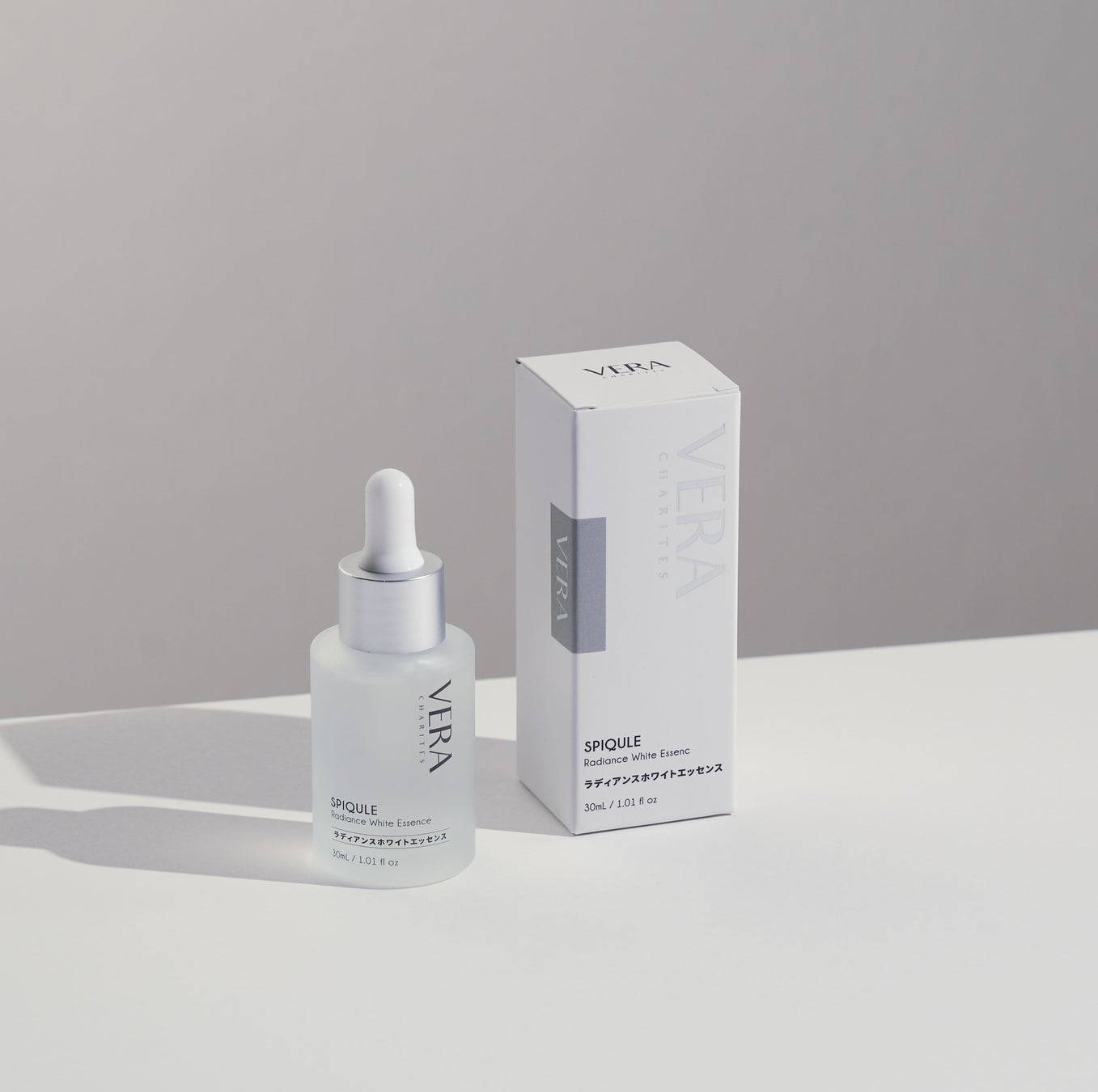 VERA CHARITES ラディアンスホワイトエッセンス