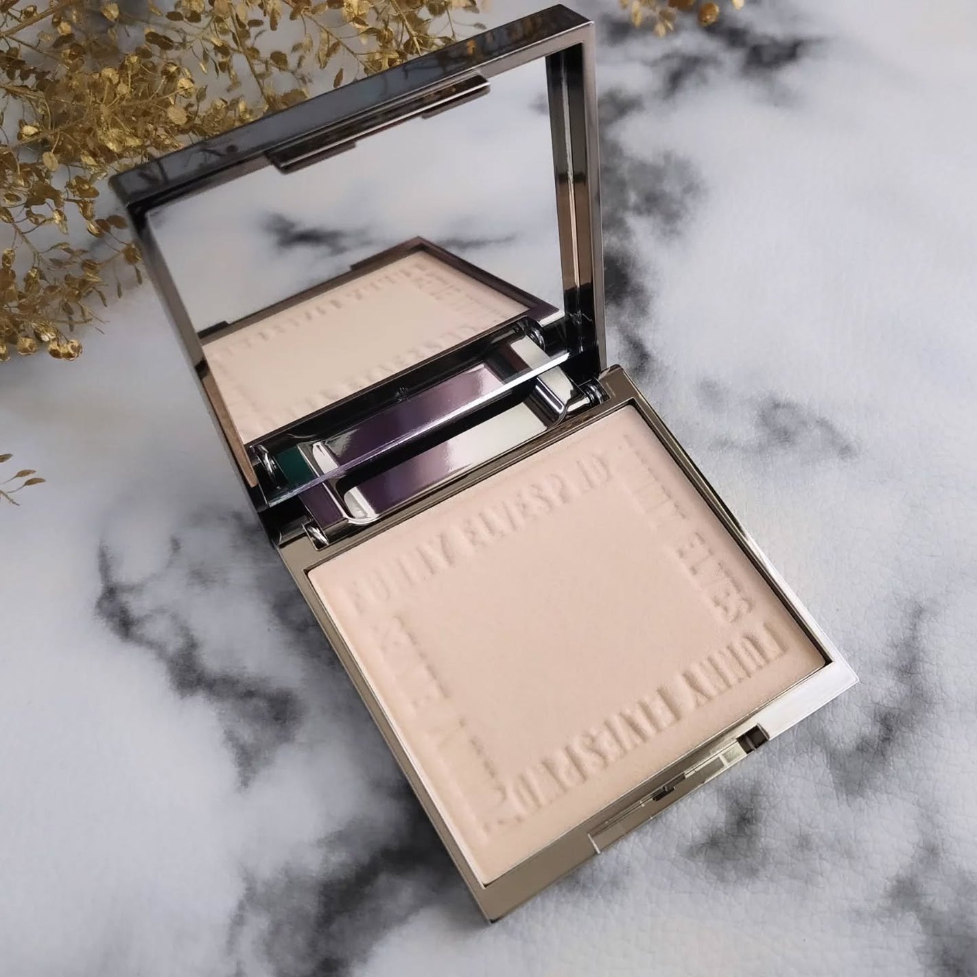 ソフトマットプレストパウダー/FUNNY ELVES方里/プレストパウダーを使ったクチコミ(3枚目)