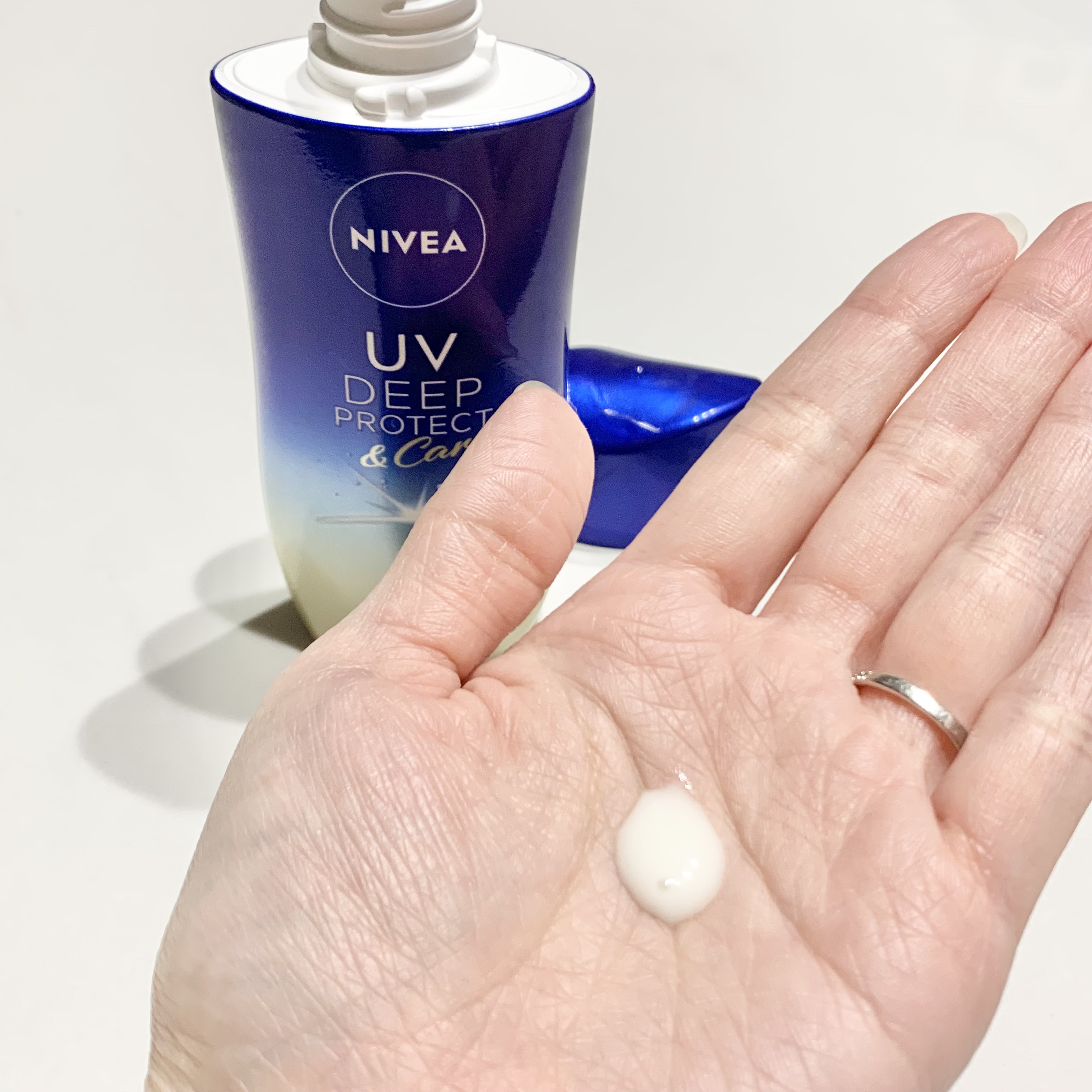 ニベアUV ディープ プロテクト＆ケア ジェル/ニベア/日焼け止めジェルを使ったクチコミ（2枚目）