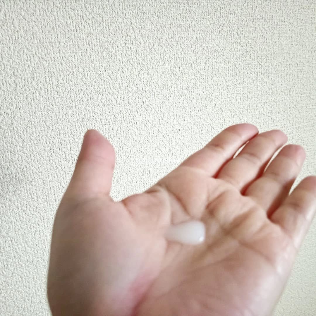 ホワイトニング エッセンス/イオナR (イオナアール)/美容液を使ったクチコミ（3枚目）