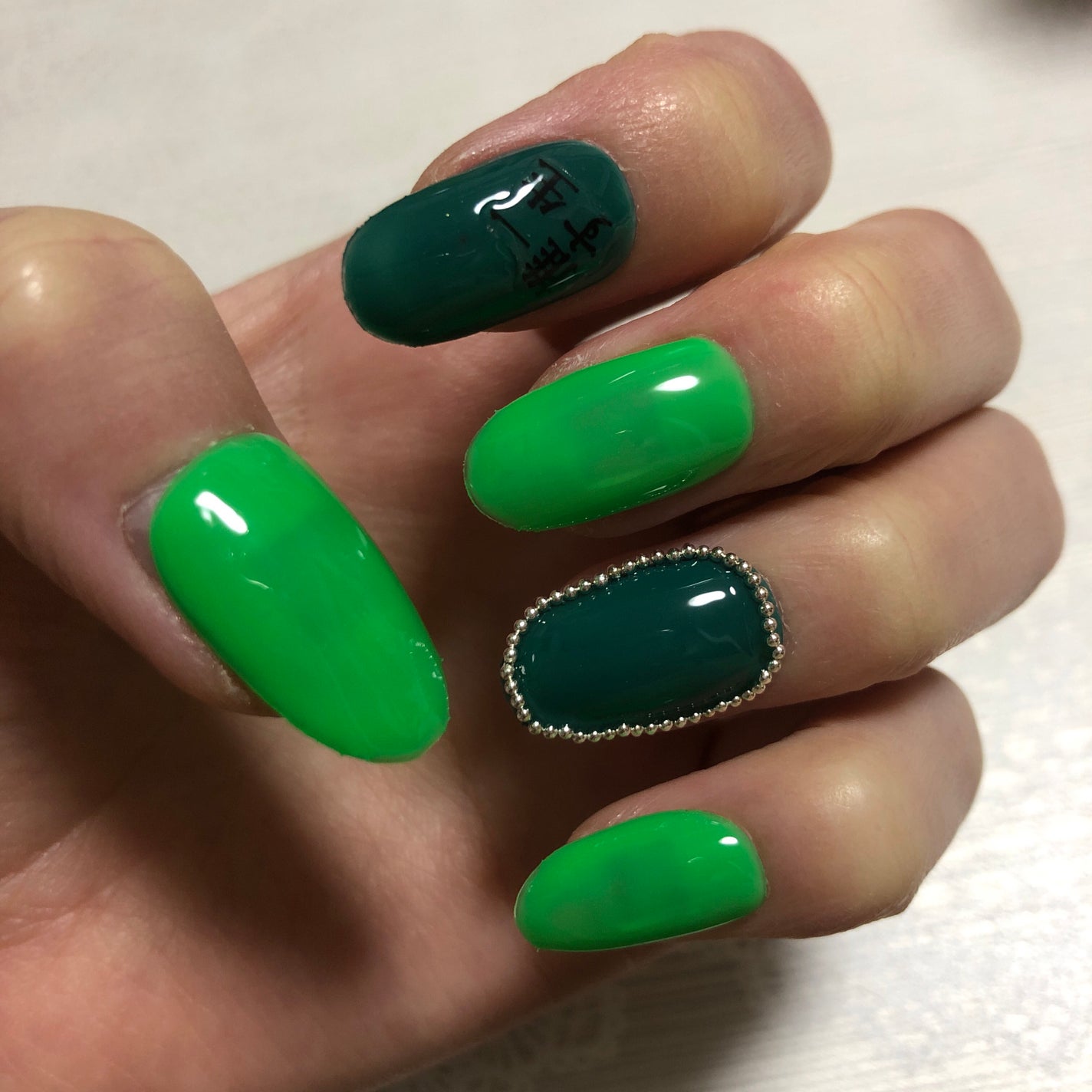 ジェルネイル(ライト対応)/セリア/ジェルネイルを使ったクチコミ(2枚目)