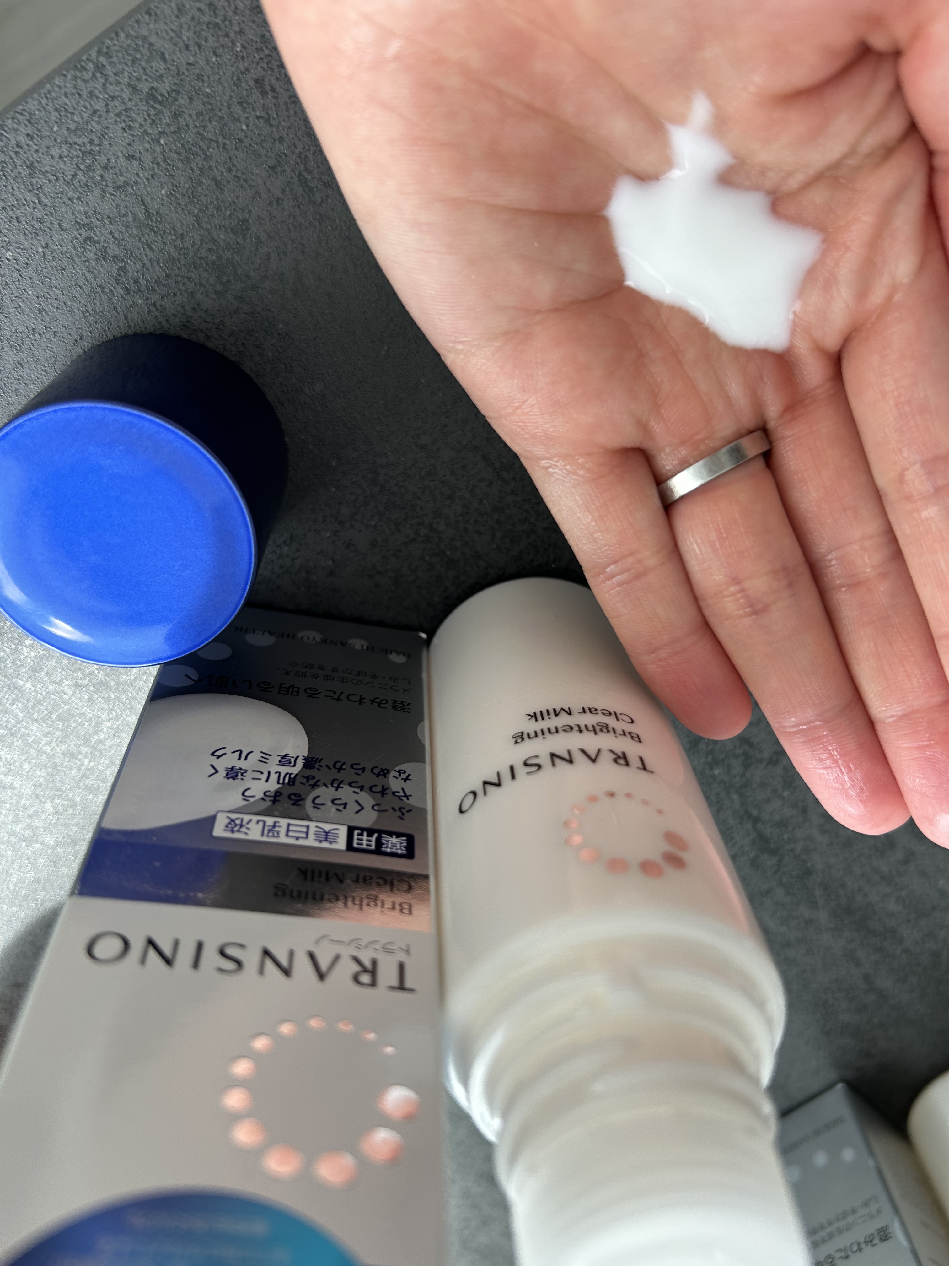 トランシーノ薬用ブライトニングクリアローション/トランシーノ/化粧水を使ったクチコミ（3枚目）