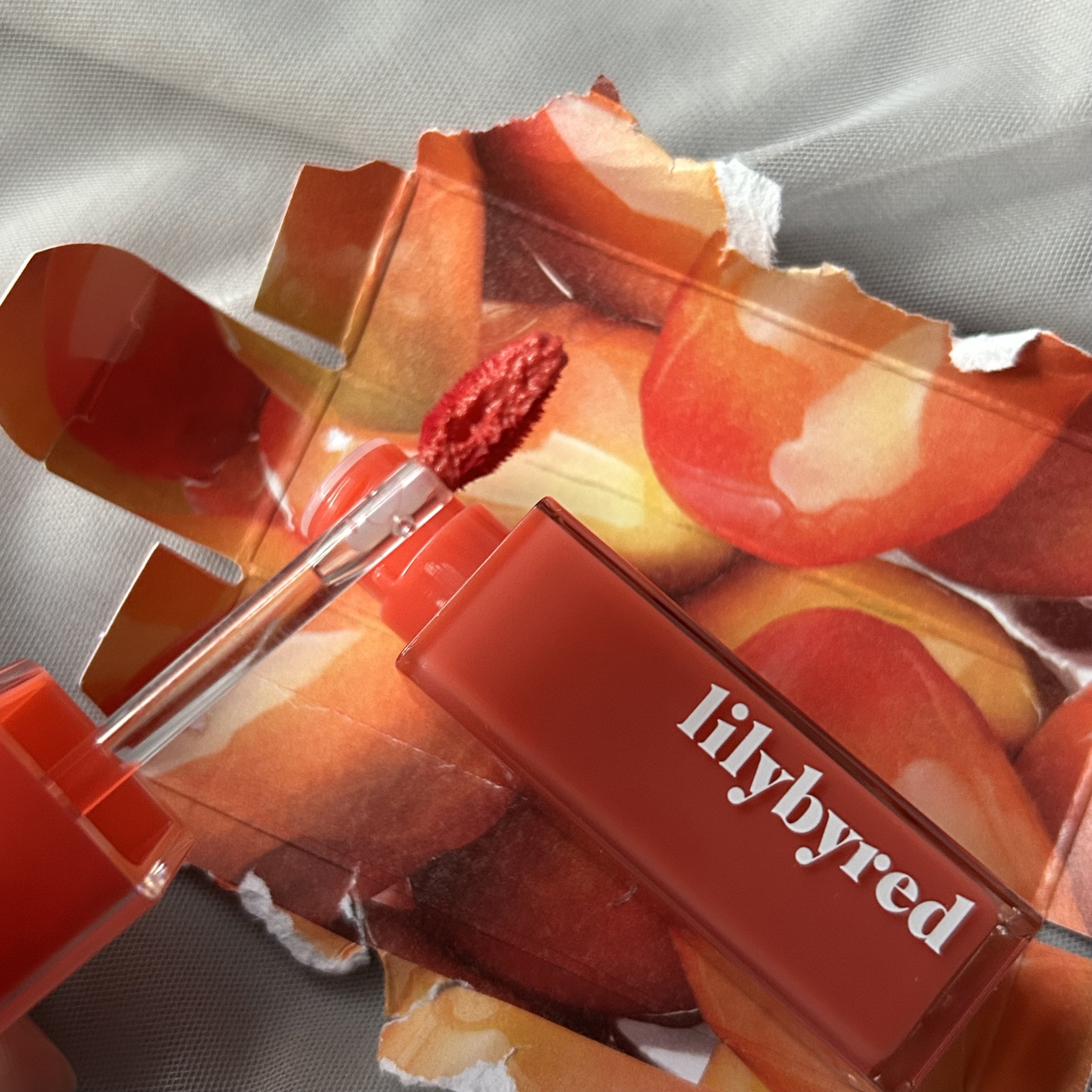 ブラッディライアー コーティングティント/lilybyred/リップティントを使ったクチコミ（2枚目）