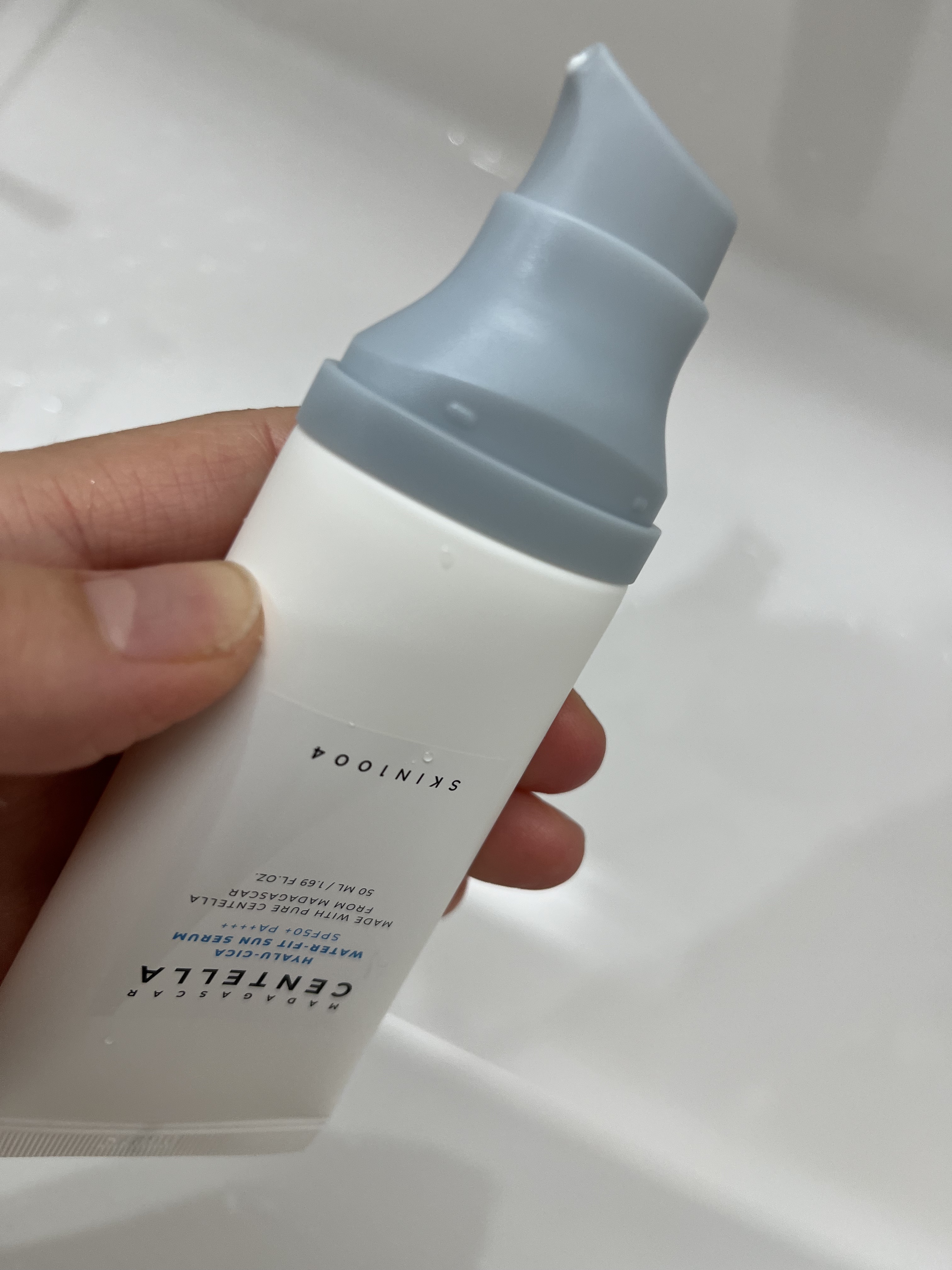 ヒアルーシカ ウォーターフィット サンセラム/SKIN1004/日焼け止めローションを使ったクチコミ（2枚目）