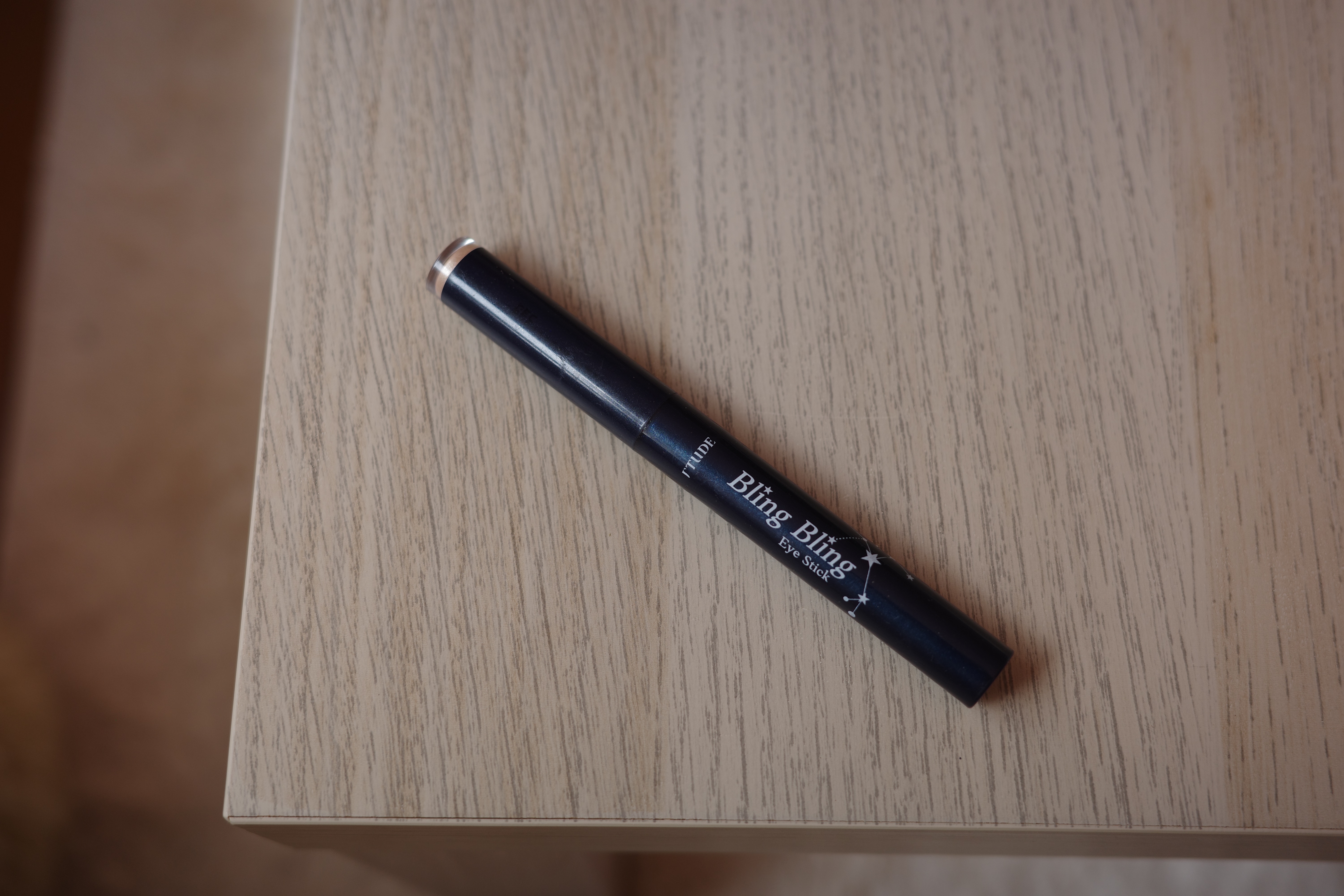 キラキラ アイシャドウ BE102/ETUDE/スティックアイシャドウを使ったクチコミ（2枚目）