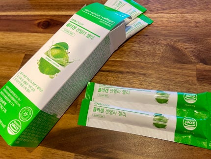 FOODOLOGY コラーゲンセンテラゼリーのクチコミ「肌の調子が不安定だったのでこちらのゼリーを試してみました🔮
赤のゼリーは見たことあったけど、他.....」(1枚目)