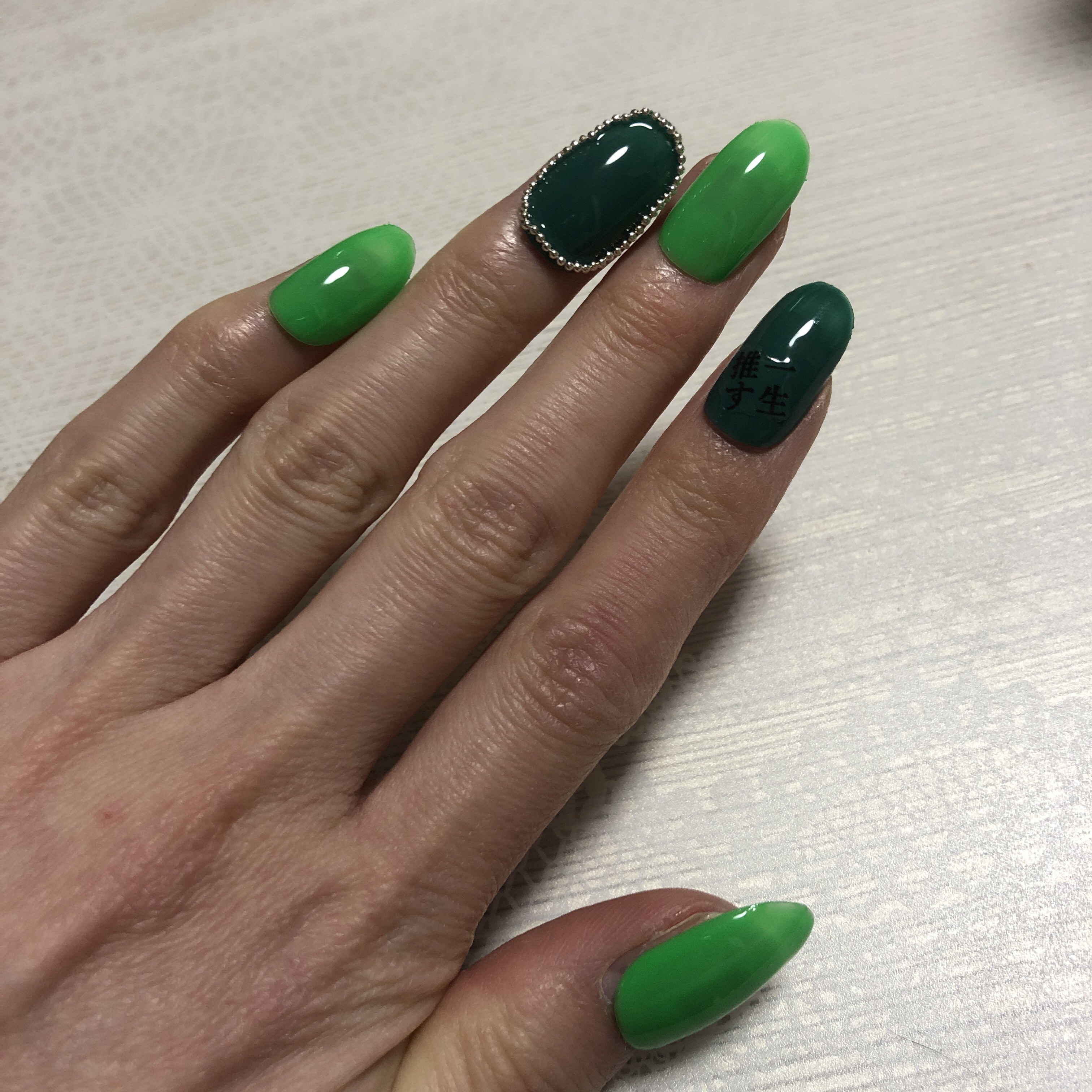 ジェルネイル（ライト対応）/セリア/ジェルネイルを使ったクチコミ（3枚目）