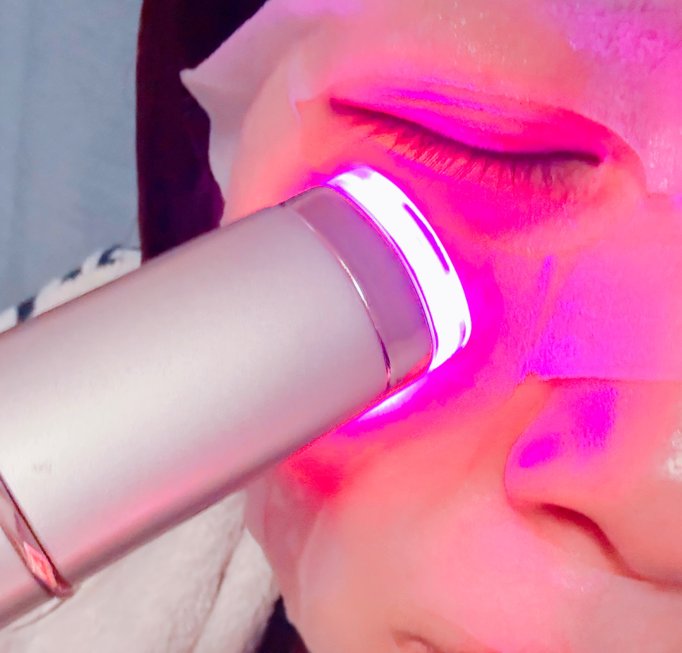 アクシージア メイト フォーアイズ/AXXZIA/美顔器・マッサージを使ったクチコミ（2枚目）