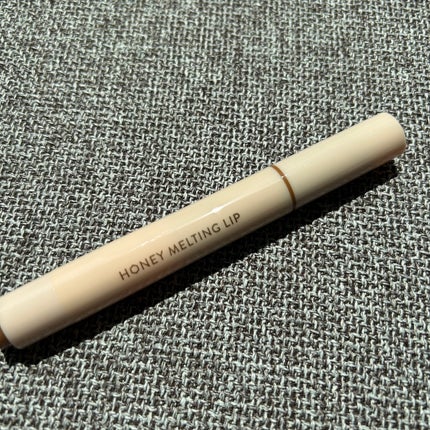 もろっこ on LIPS 「ずっと気になっていたリップをサンドラッグの値下げコーナーで発見..」(2枚目)