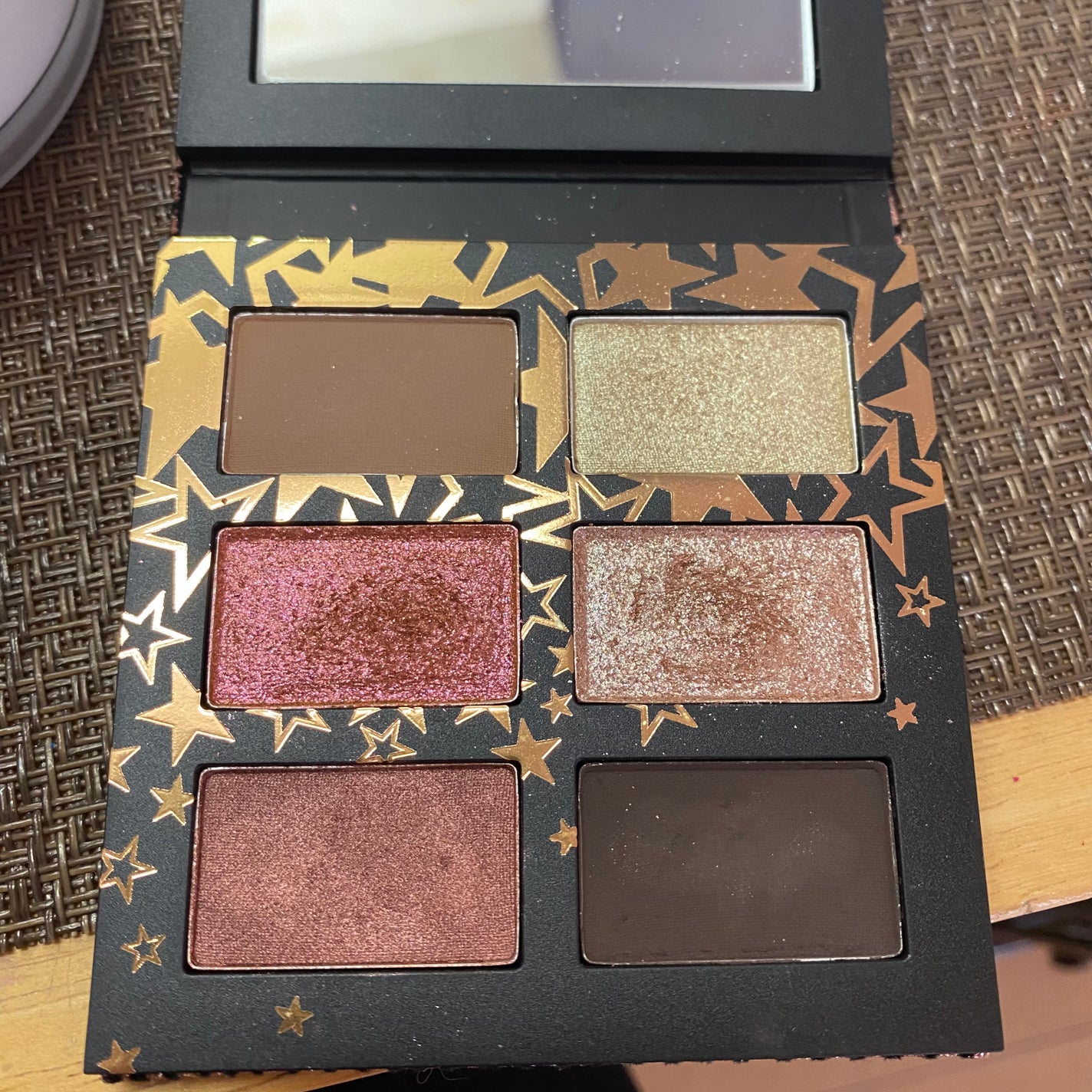 パールグロウハイライト/CEZANNE/パウダーハイライトを使ったクチコミ(4枚目)