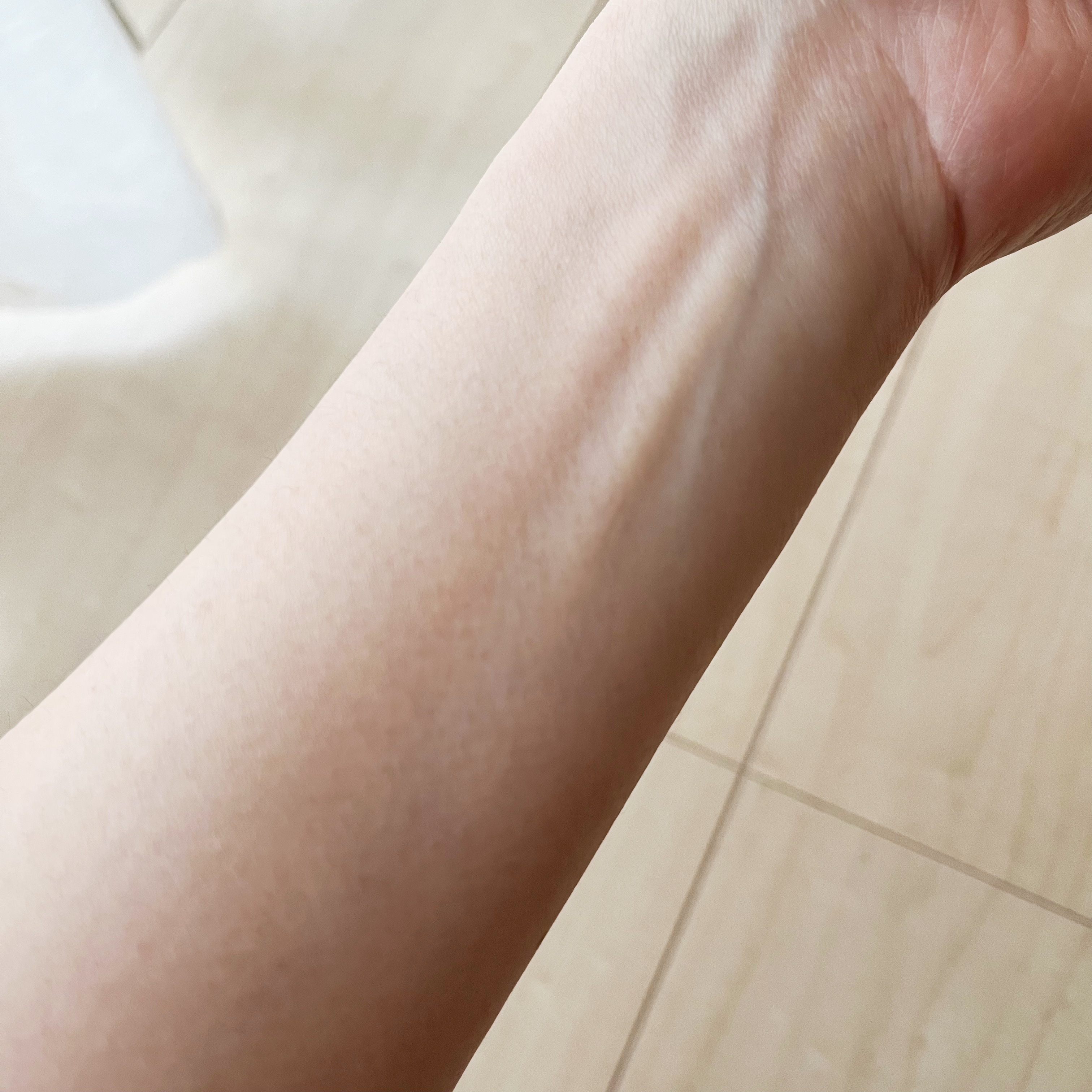 ウォータフルトーンアップサンクリーム/ダルバ/日焼け止めクリームを使ったクチコミ（3枚目）