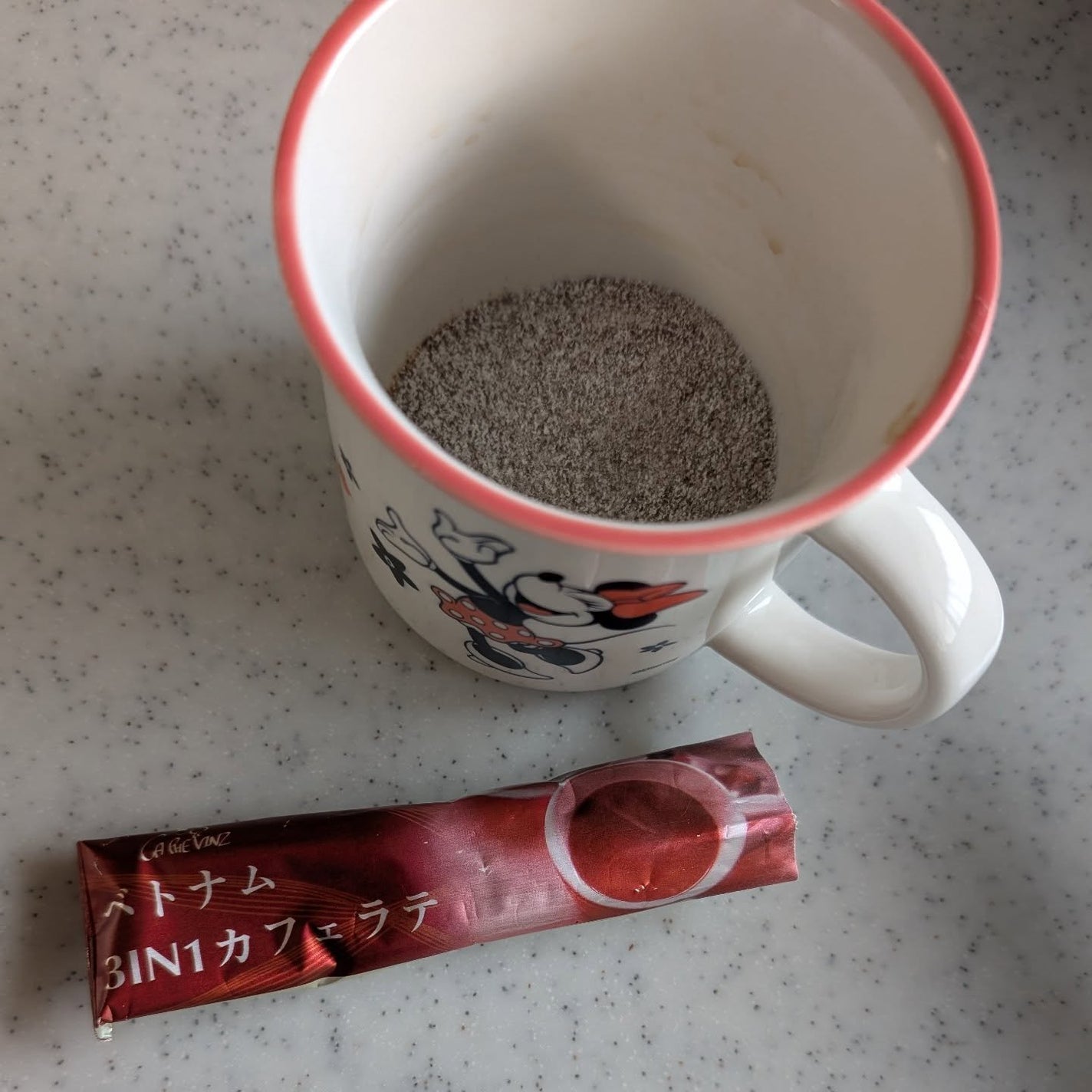 ir_uuy on LIPS 「ヴィージェイ物産株式会社様よりベトナム3IN1カフェラテお試し..」(4枚目)