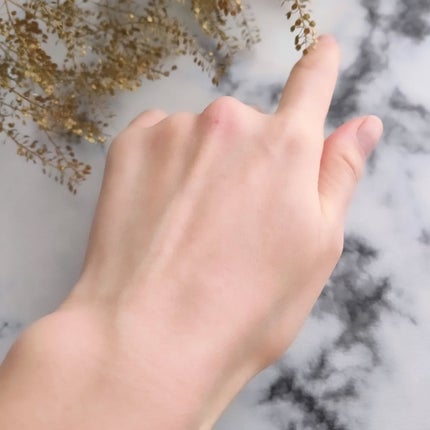 ツートンカラーエッセンス レッド/オーガニックアース/美容液を使ったクチコミ(8枚目)